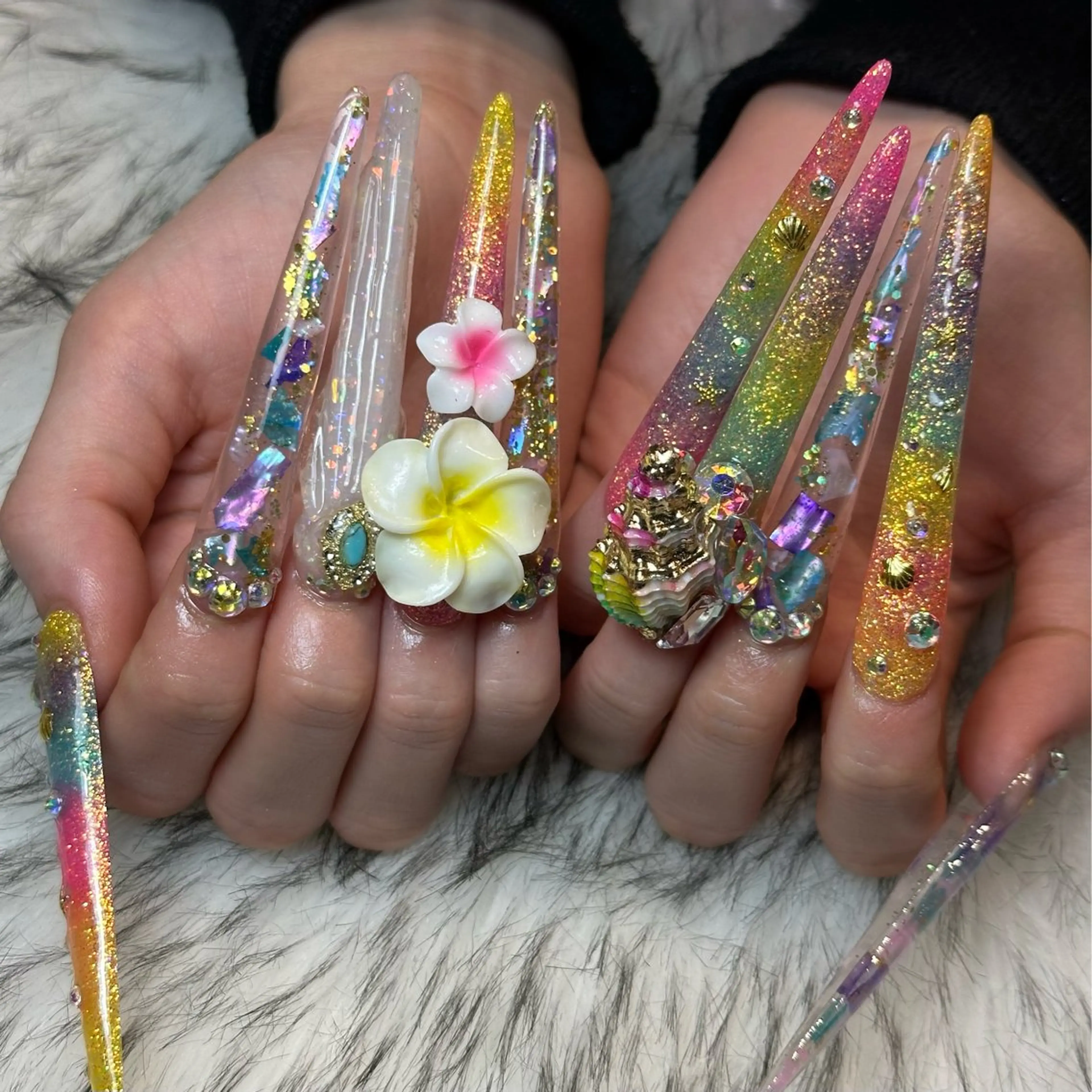 ネイル 出羽 奈津季のネイルデザイン