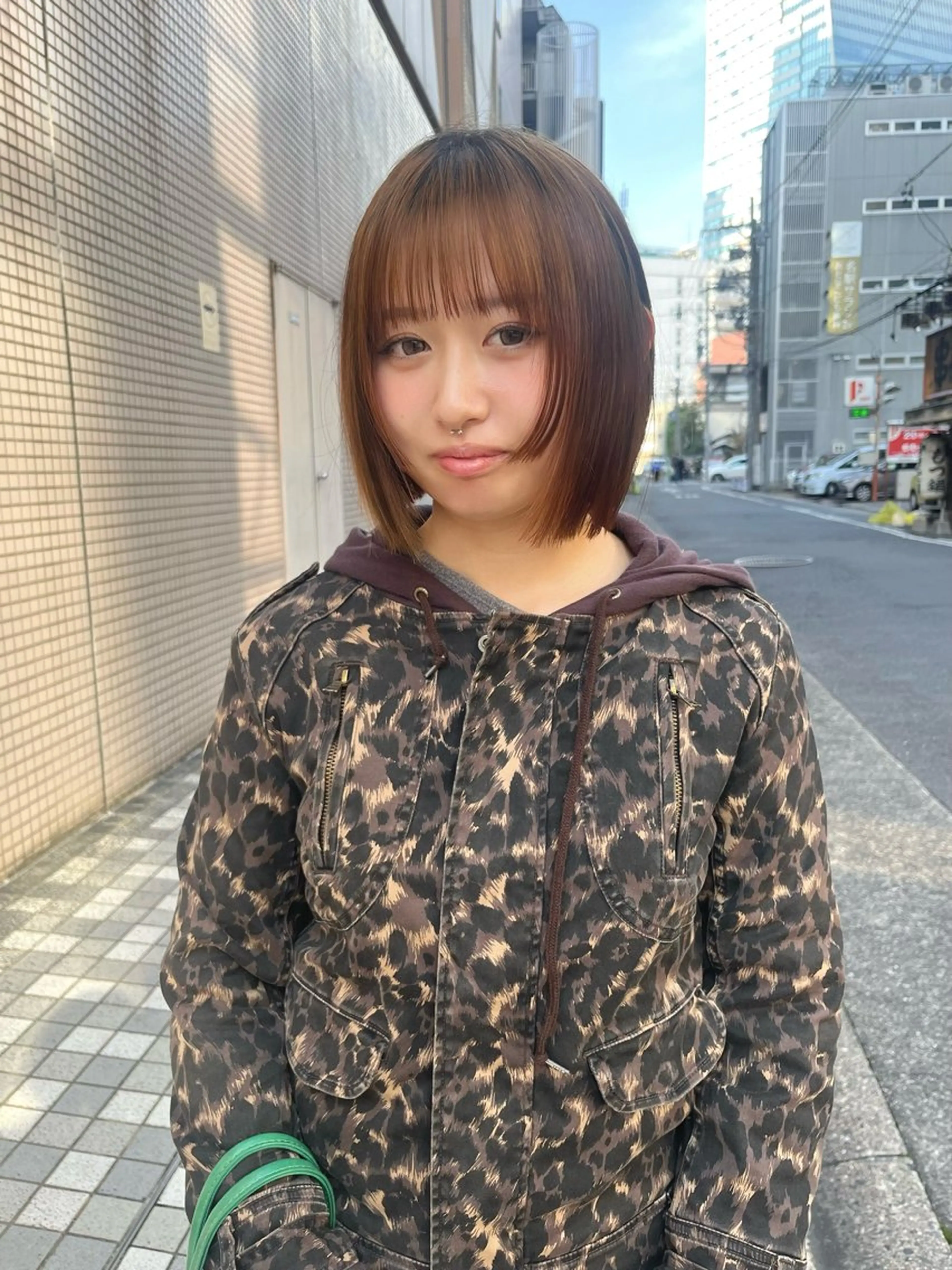 ショート レイヤーカット🍏 オリーブ/ののかのヘアスタイル