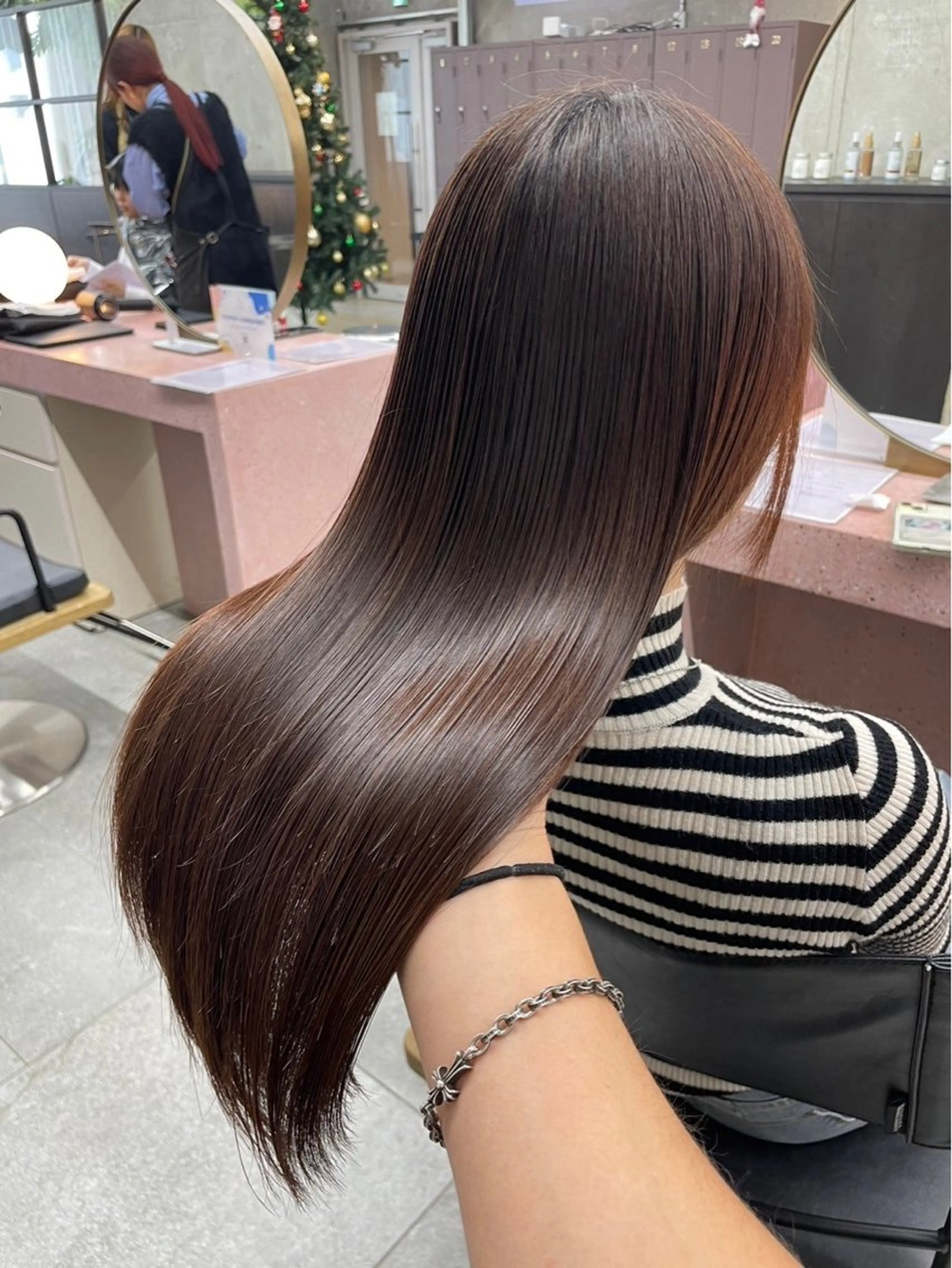 ロング カット 縮毛矯正 森田遥奈/透明感カラ ー/似合わせカットのヘアスタイル