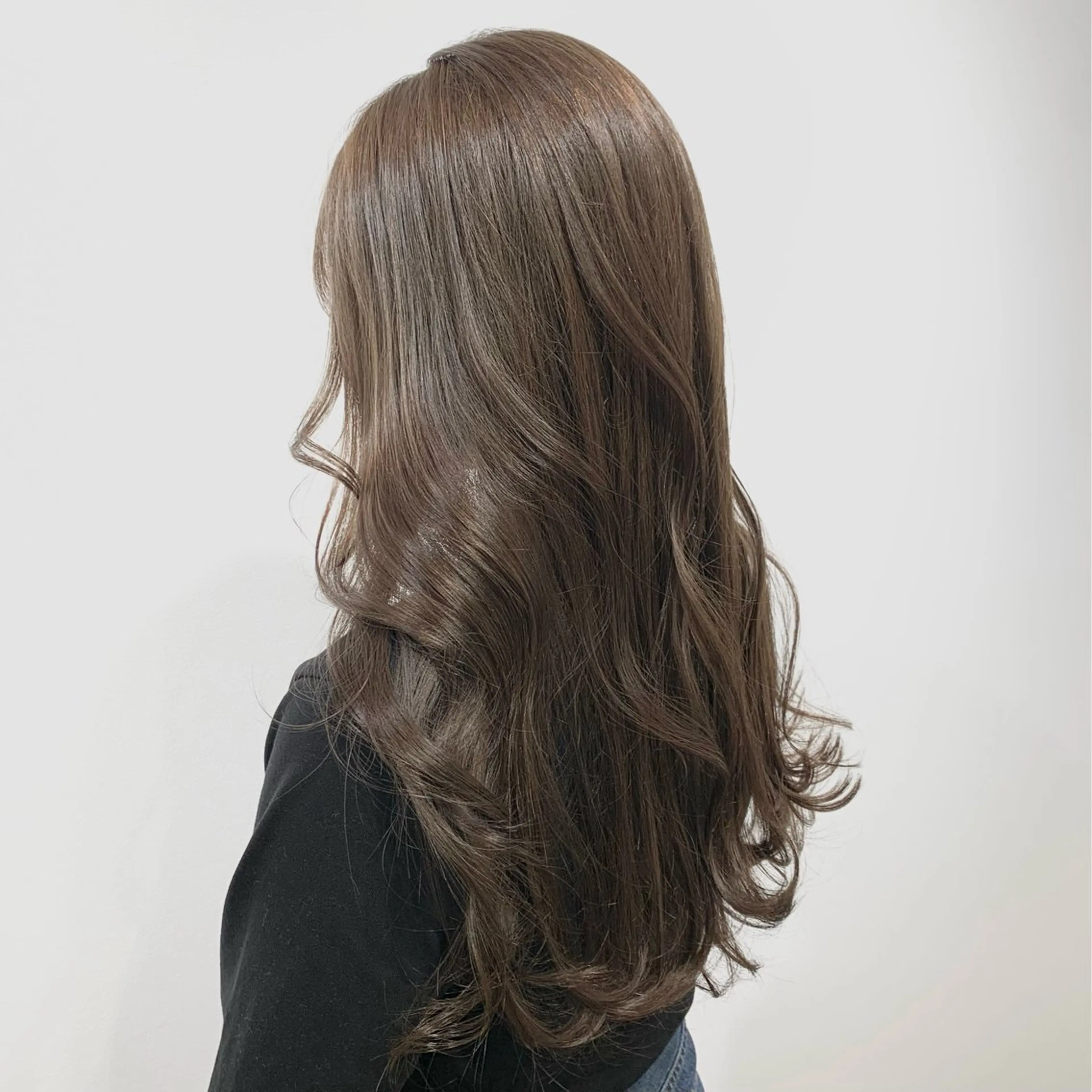 ロング カラー ヘアアレンジ キヨミ 韓国レイヤーカットのヘアスタイル