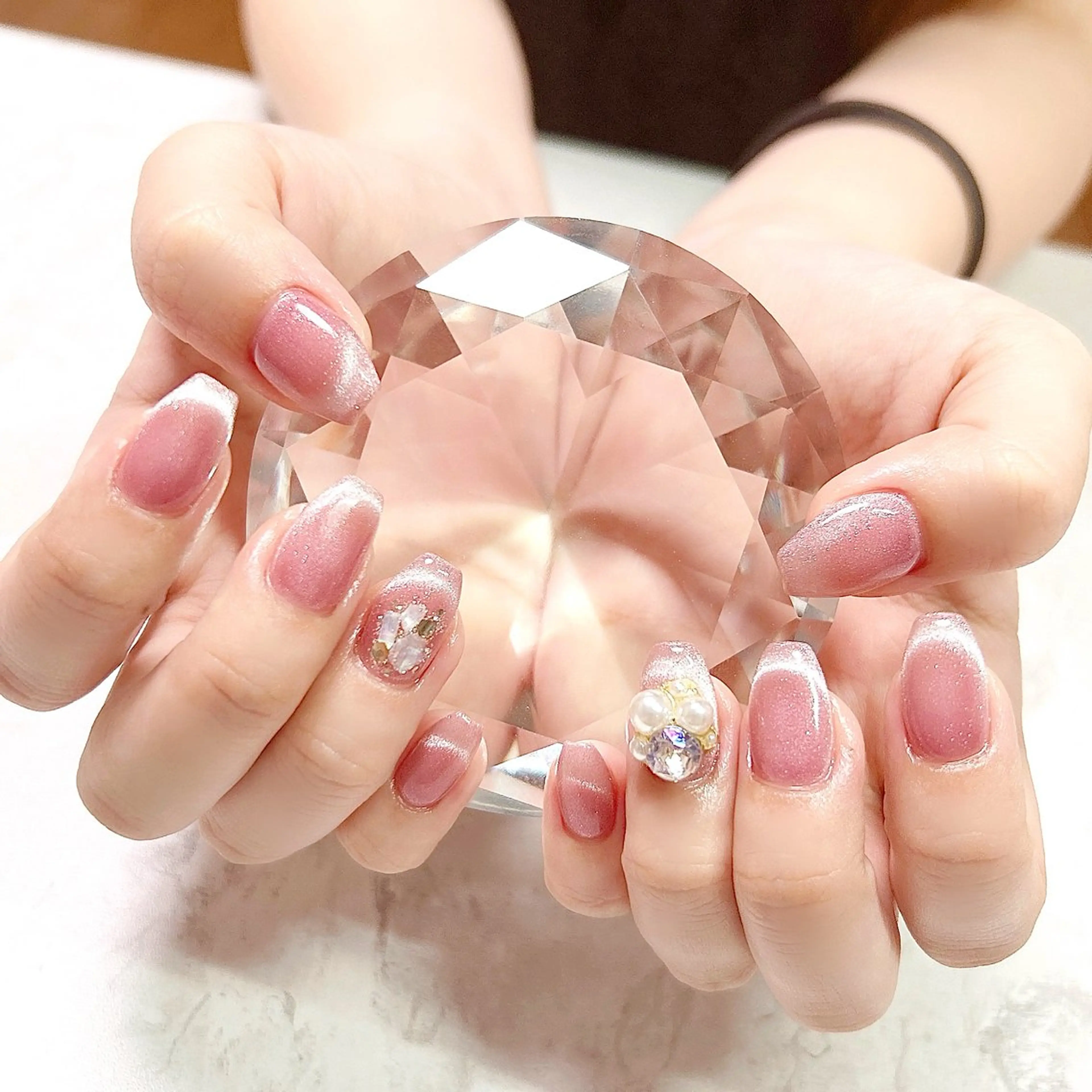 ネイル フレンチネイル マグネットネイル マグネットフレンチ private salon Reiのネイルデザイン