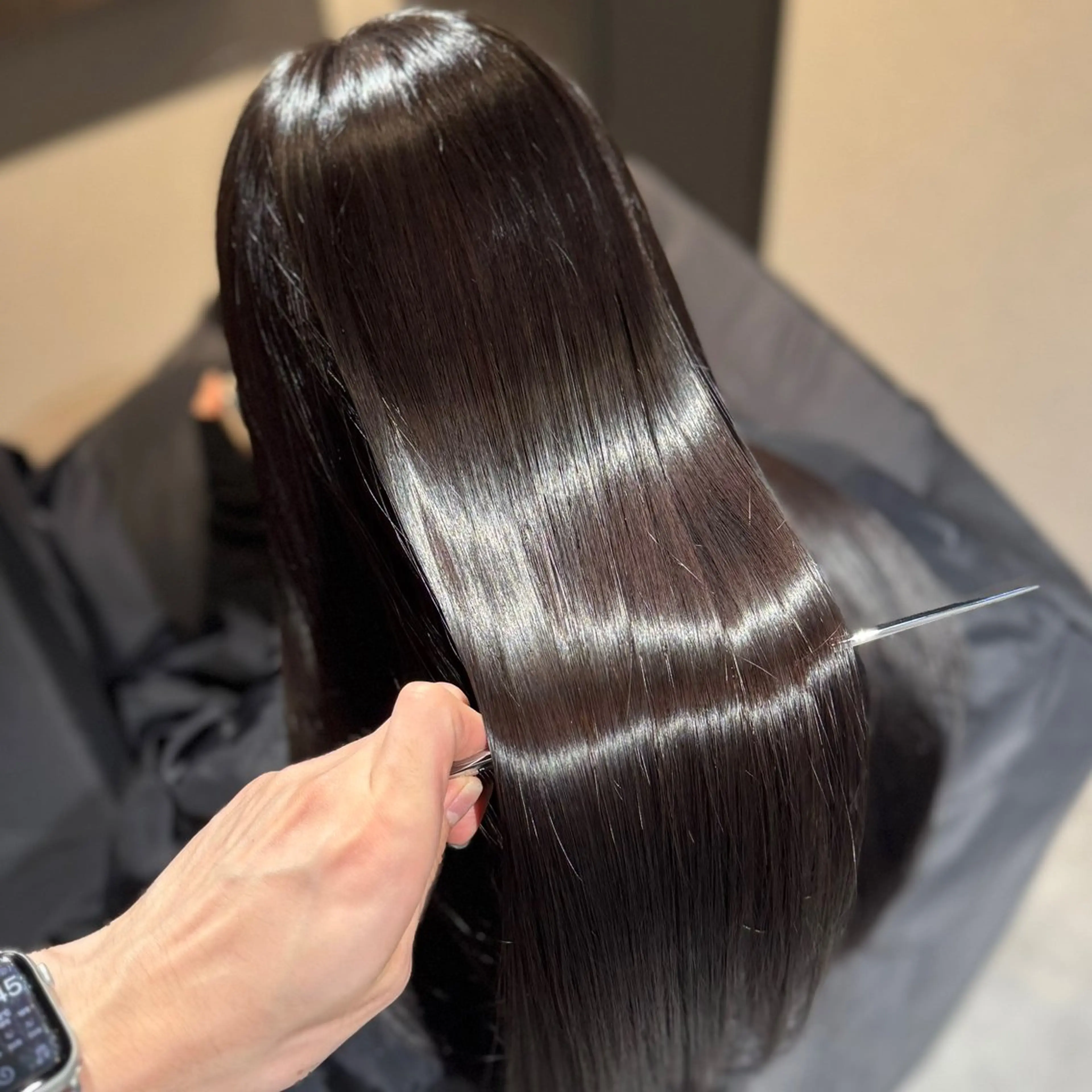 ロング カラー 黒髪 透明感カラー グレージュ オリーブカラー 髪質改善 カット ヘアカラー トリートメント 髪質改善Ⅰ透明感 艶カラーⅠたつやのヘアスタイル