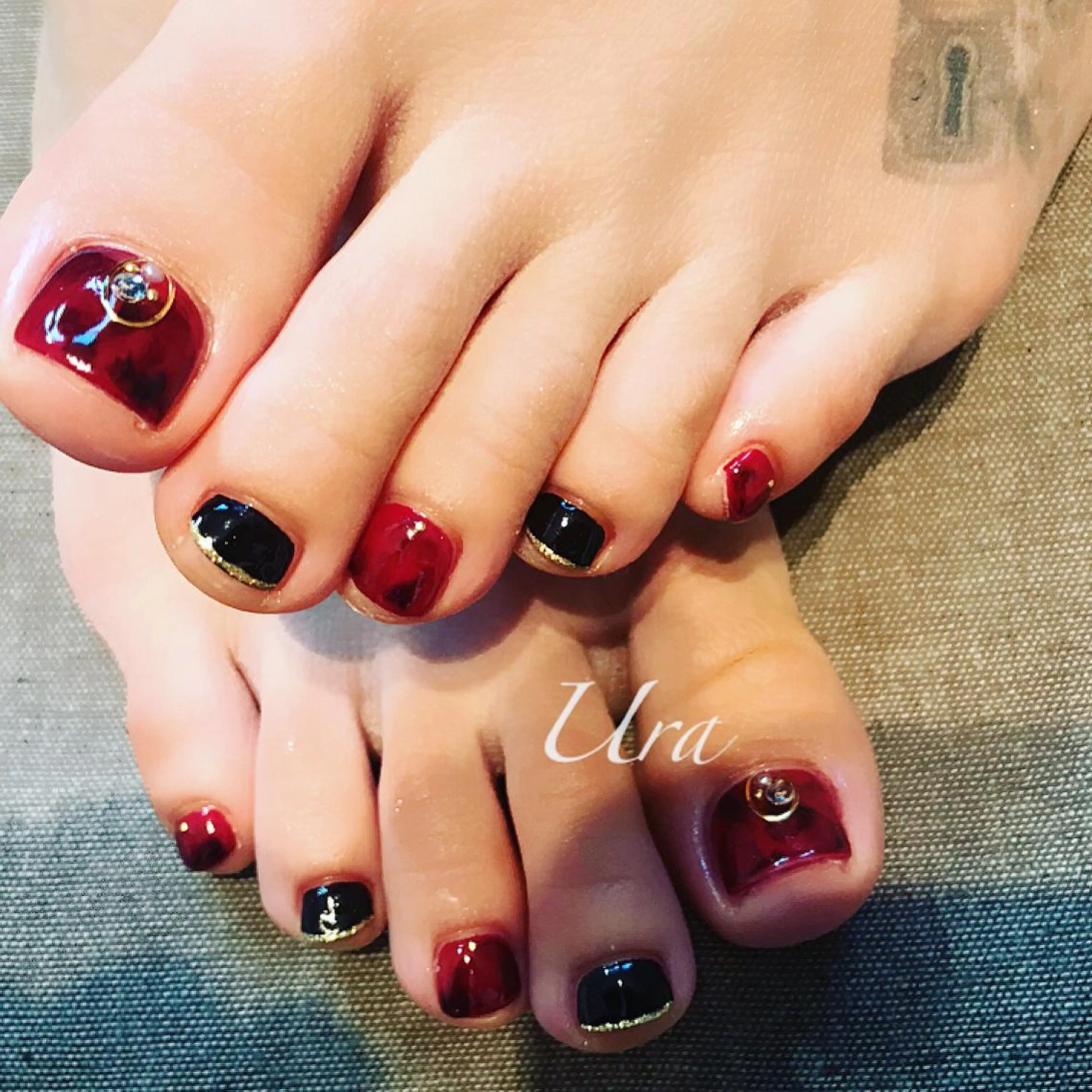 ネイル フットネイル UrakoNail 《nail》のネイルデザイン