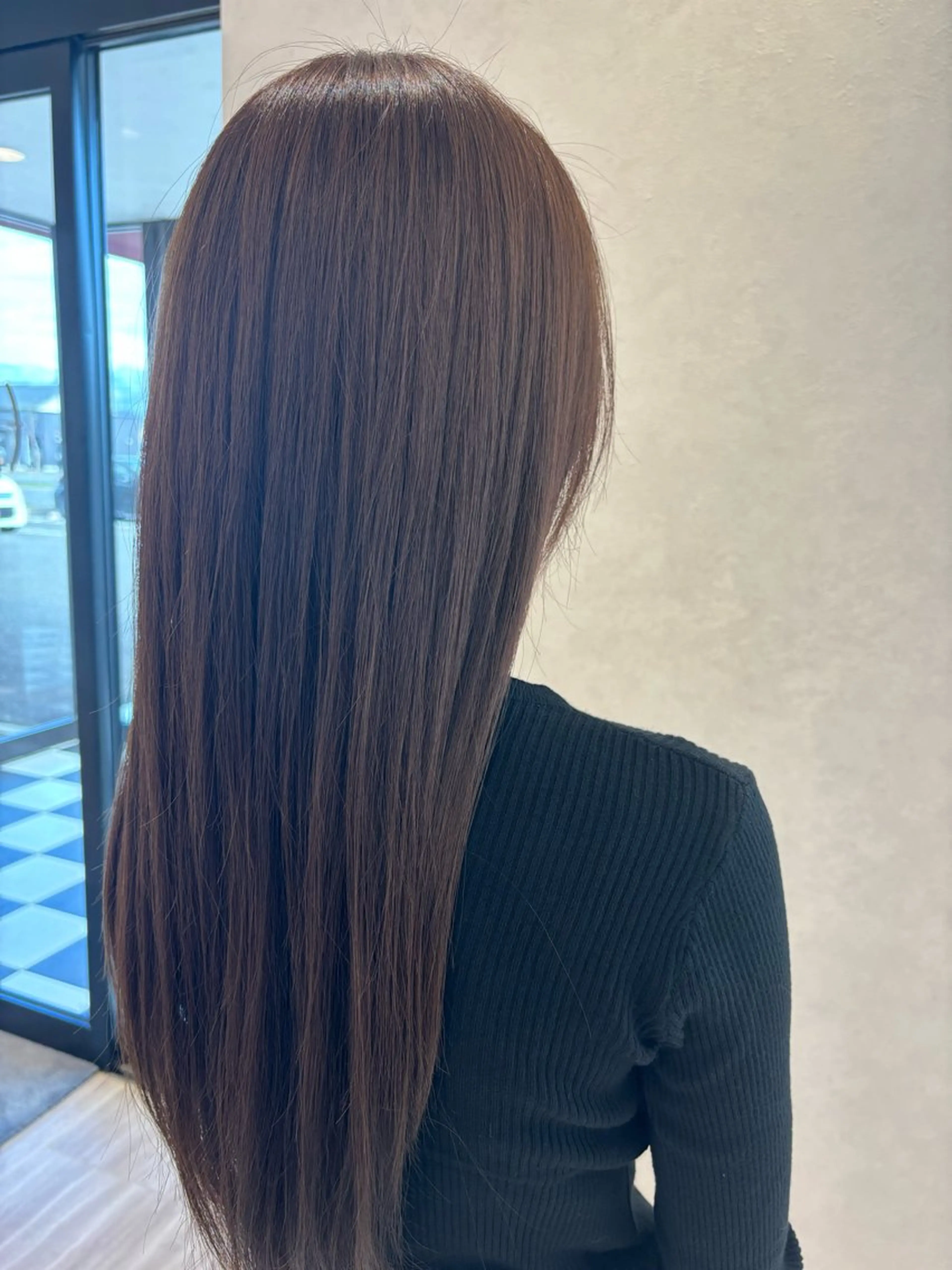 ロング カラー 前田 藍央のヘアスタイル