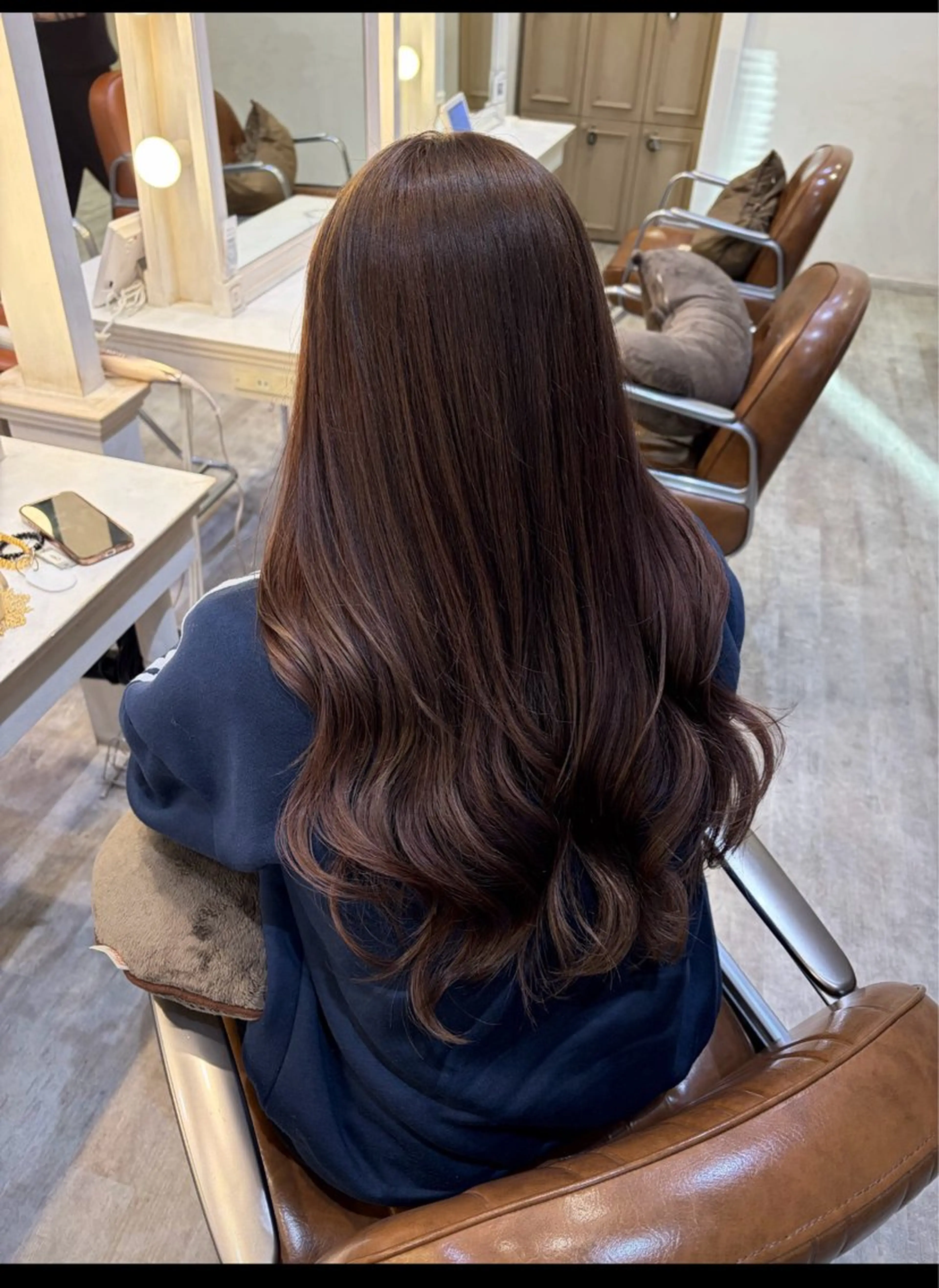 セミロング ゆうか カラー/ヘアセットのヘアスタイル