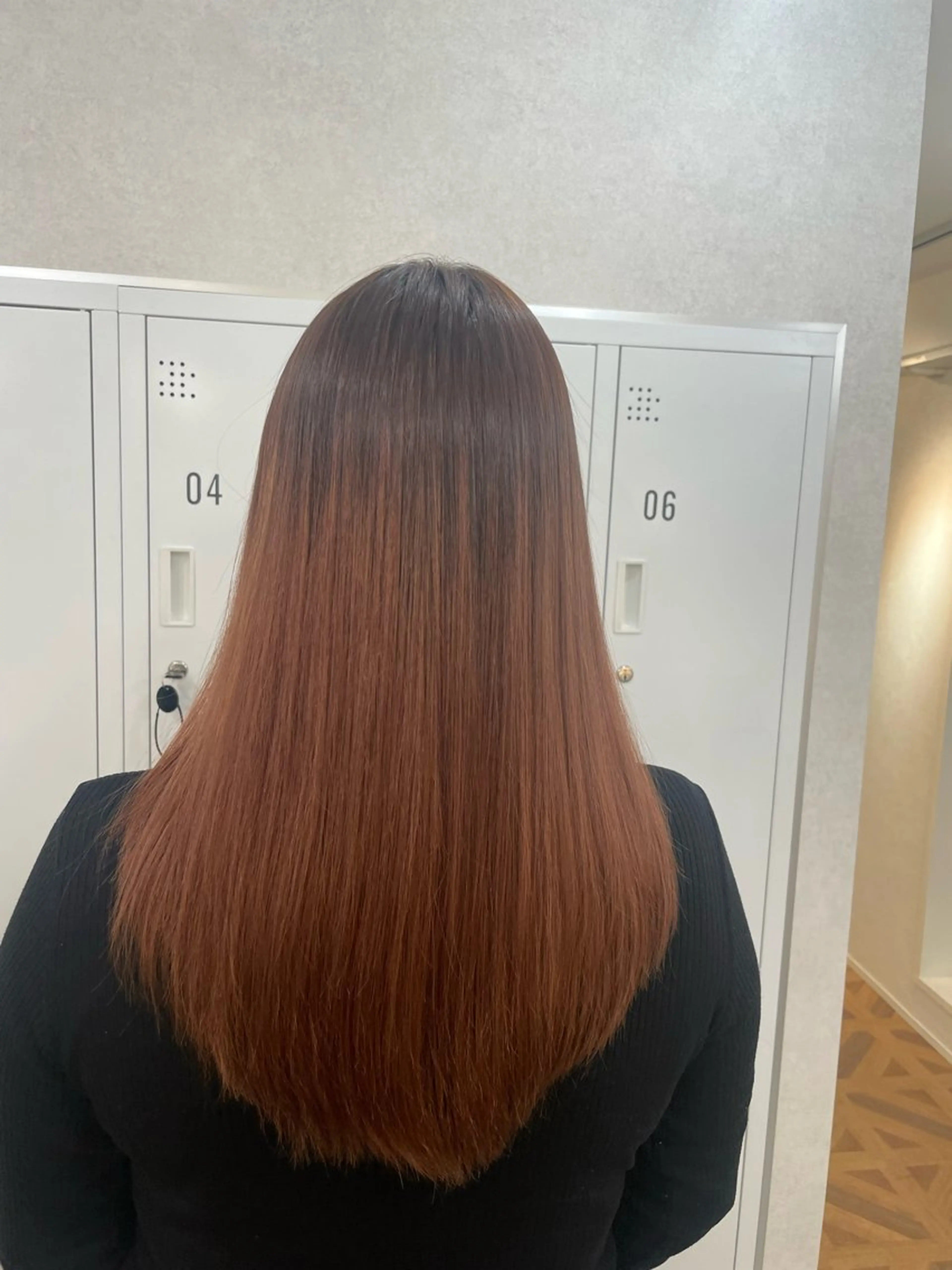 ロング カラー ブリーチ トリートメント 植原 遥夏のヘアスタイル