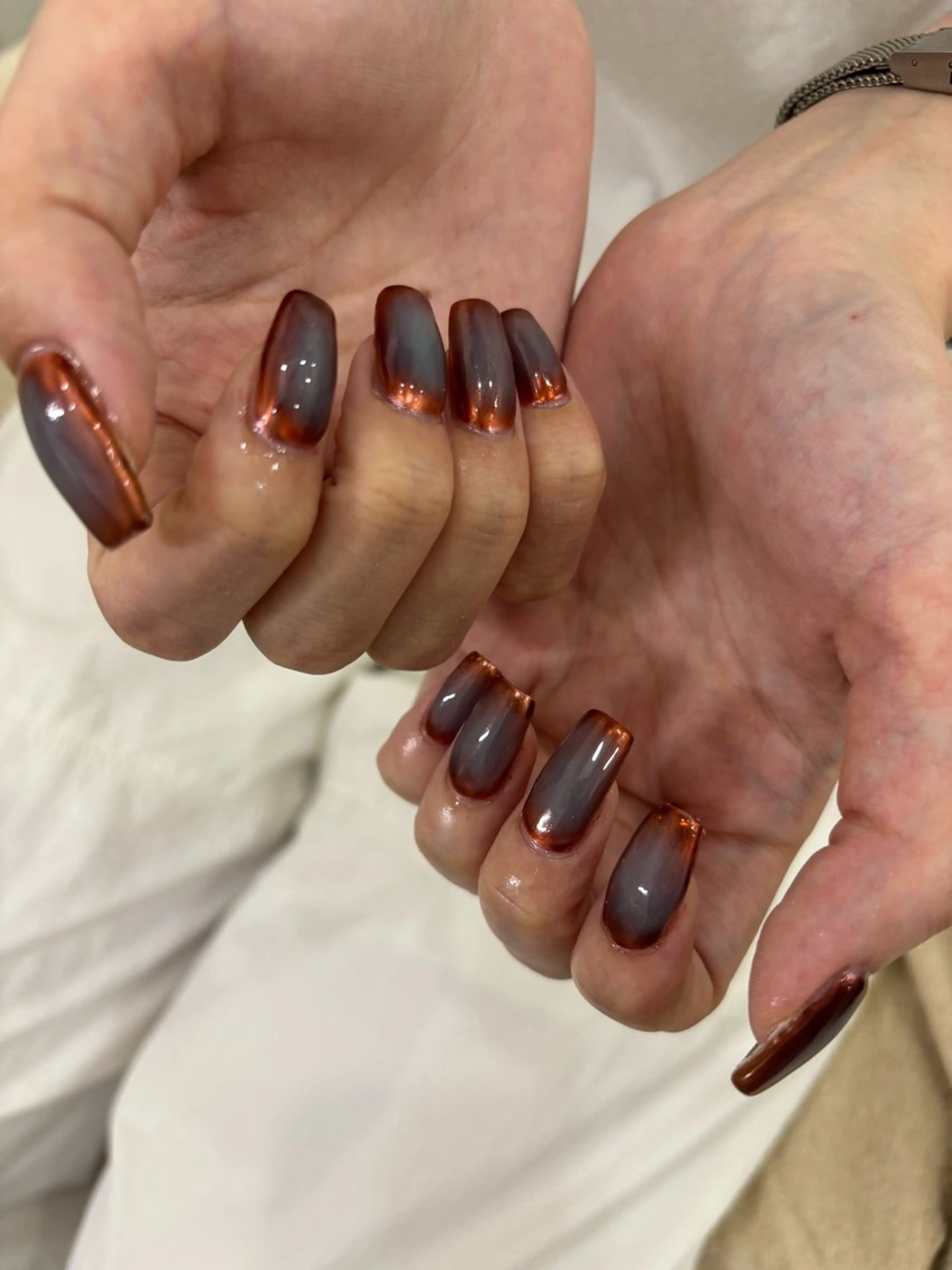 ネイル チークネイル 水色 ミラーネイル 赤色 ハンドネイル THREE nail 長谷川のネイルデザイン