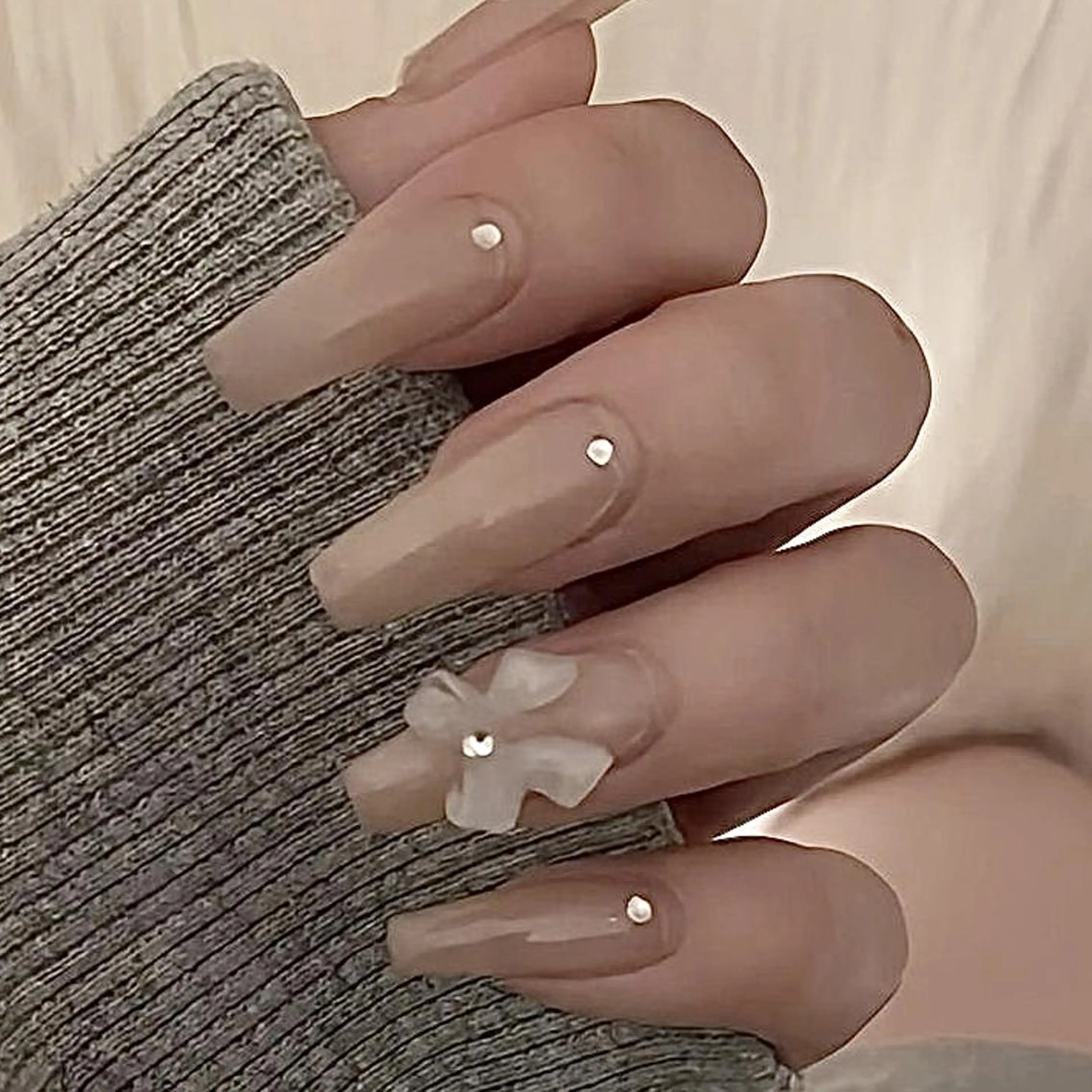 ネイル ハンドネイル 🦋y y Nail 🤍のネイルデザイン