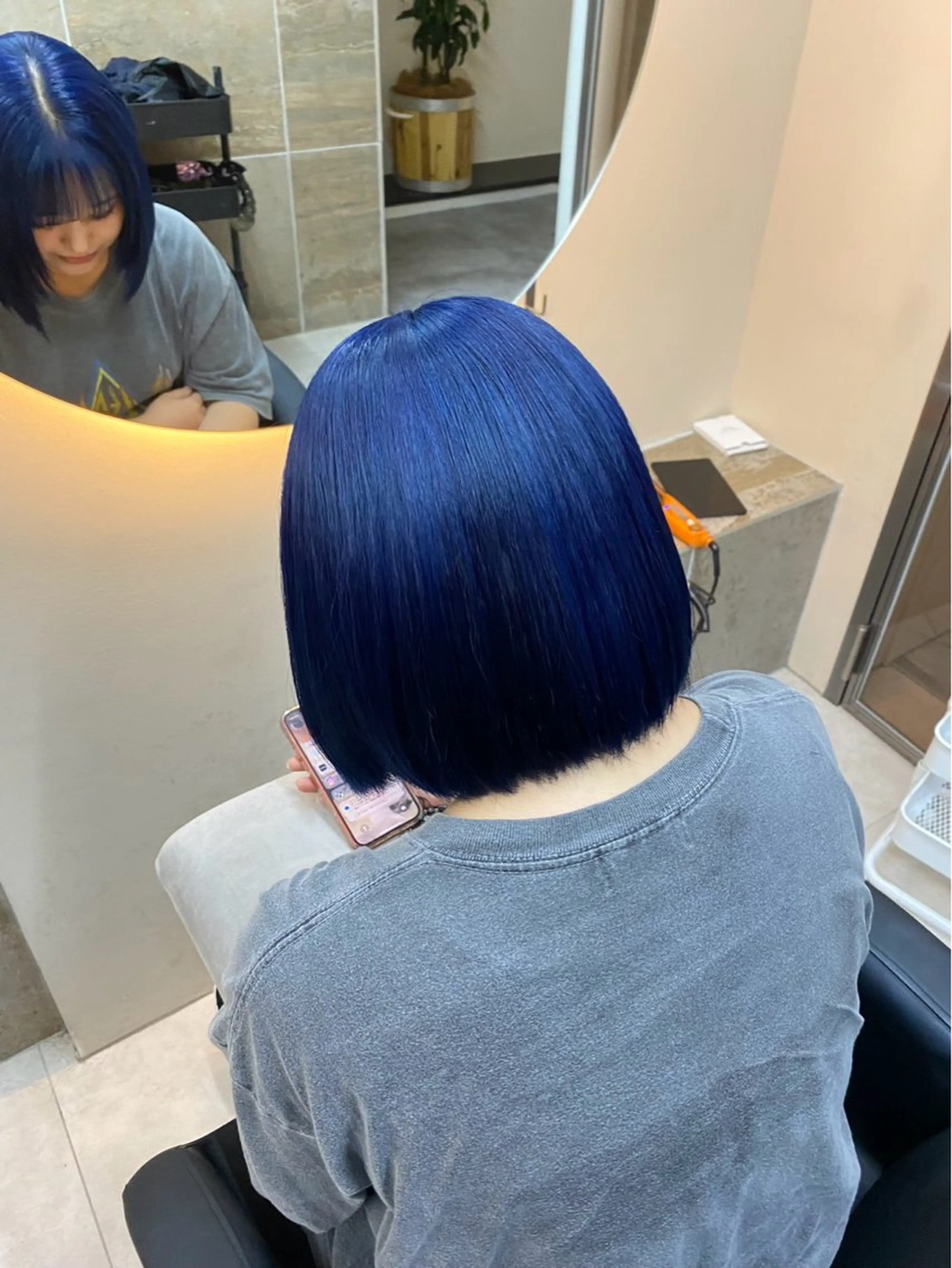 ショート カット ヘアカラー 小倉 結衣のヘアスタイル