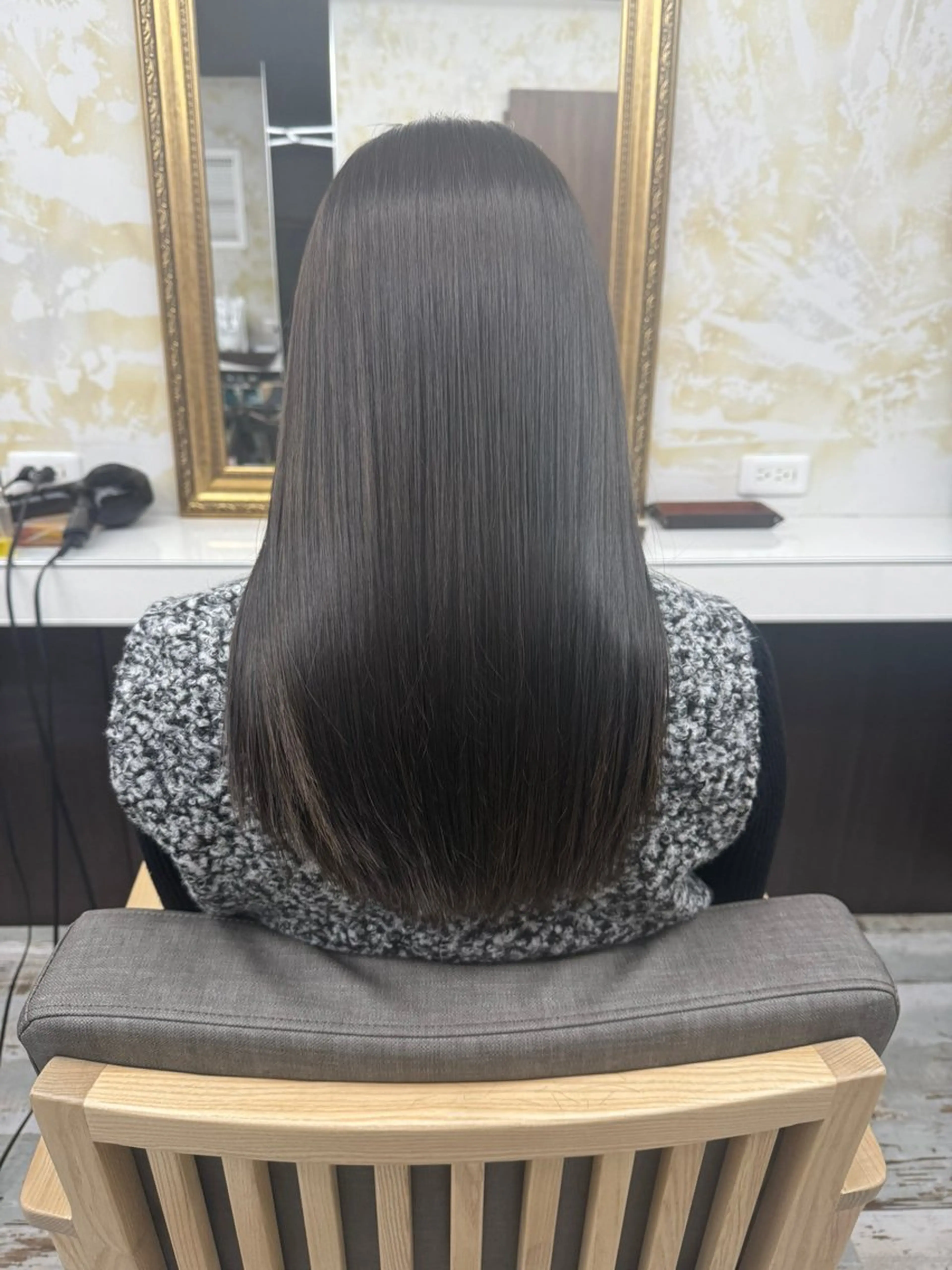 セミロング 髪質改善 ヘアカラー トリートメント Rang柏 髪質改善No1のヘアスタイル