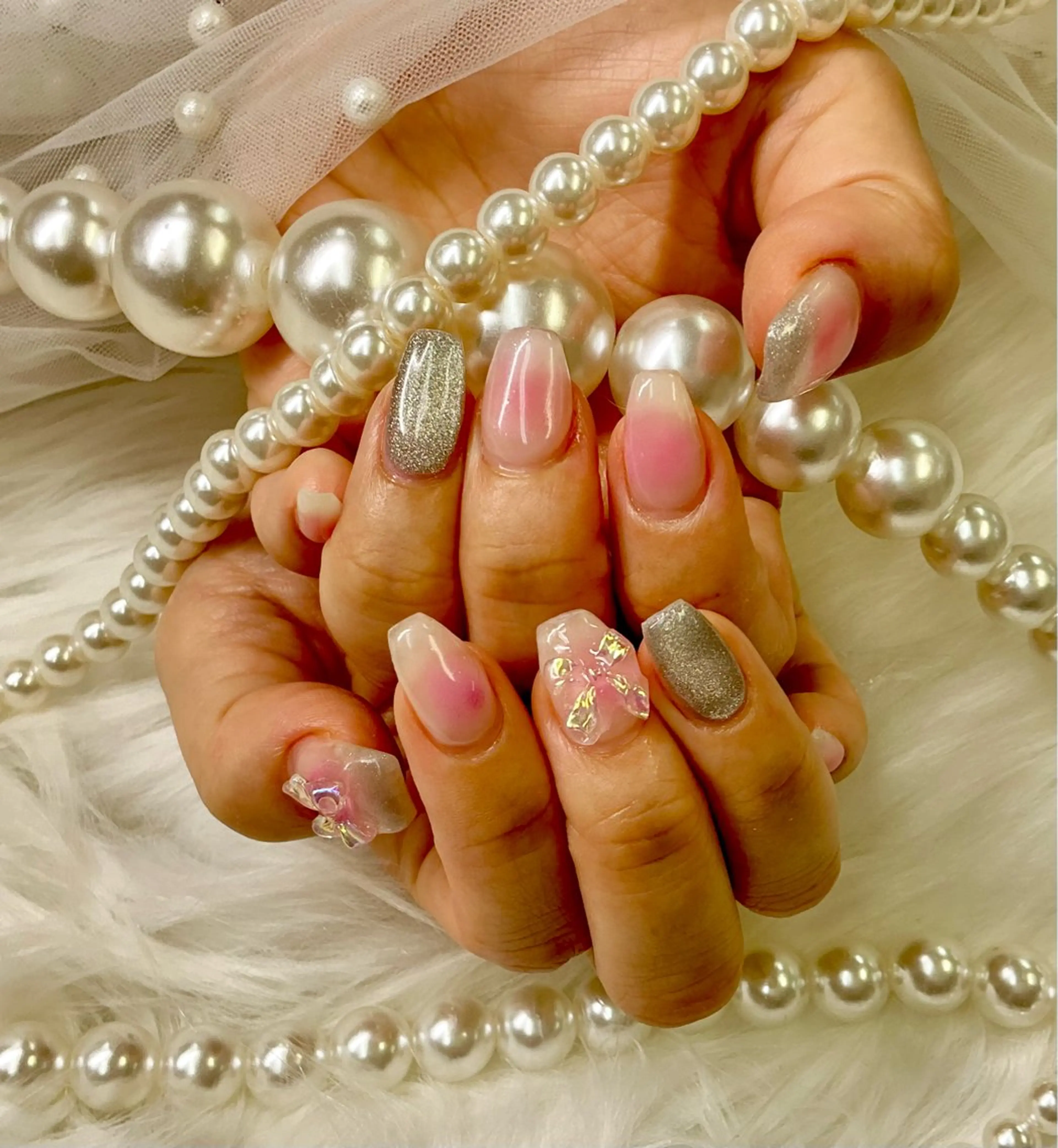 ネイル フレンチネイル ジェルネイル ガラスフレンチ グラデーション マグネットネイル Queeens nailのネイルデザイン