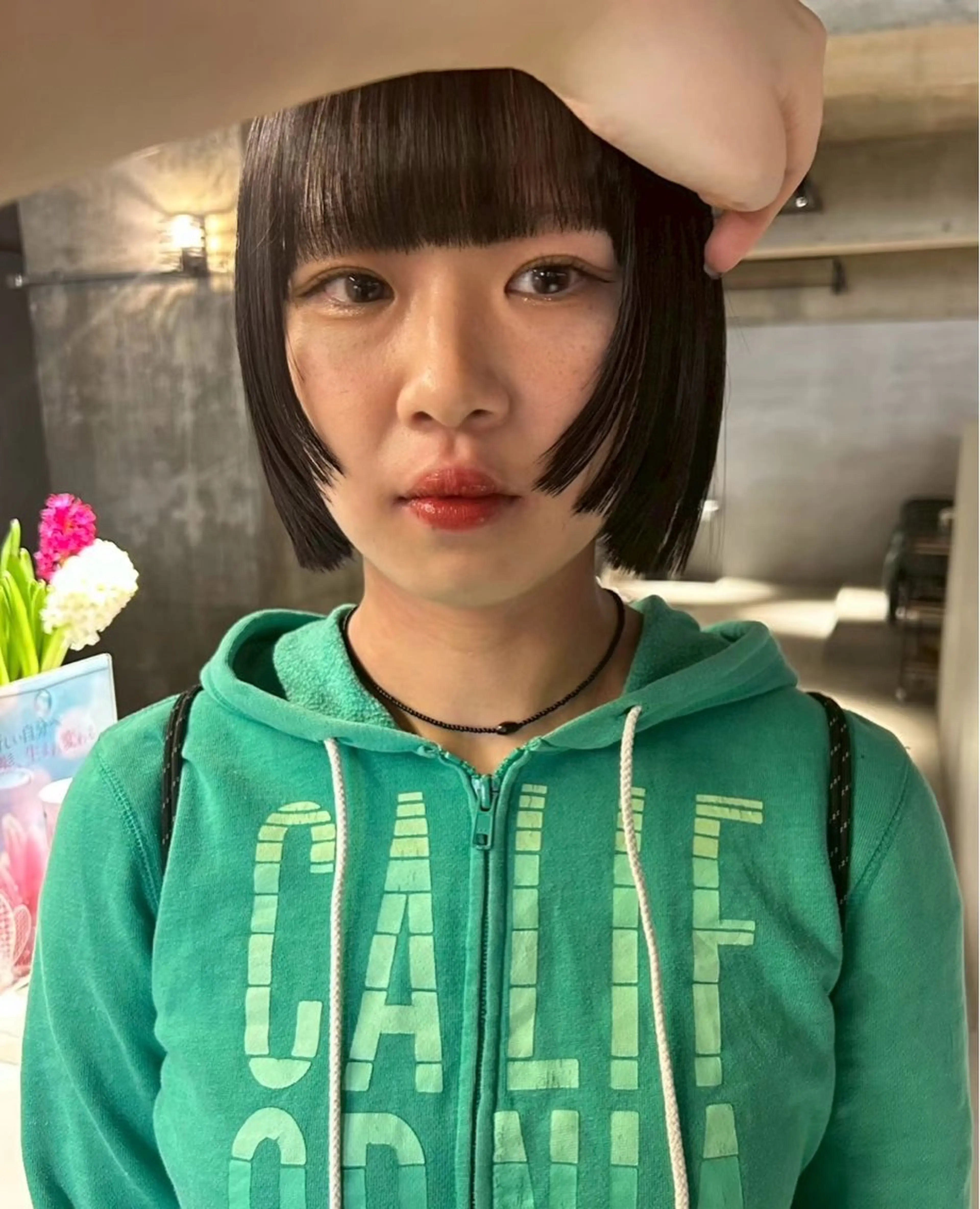 ショート 纐纈 釉羽のヘアスタイル