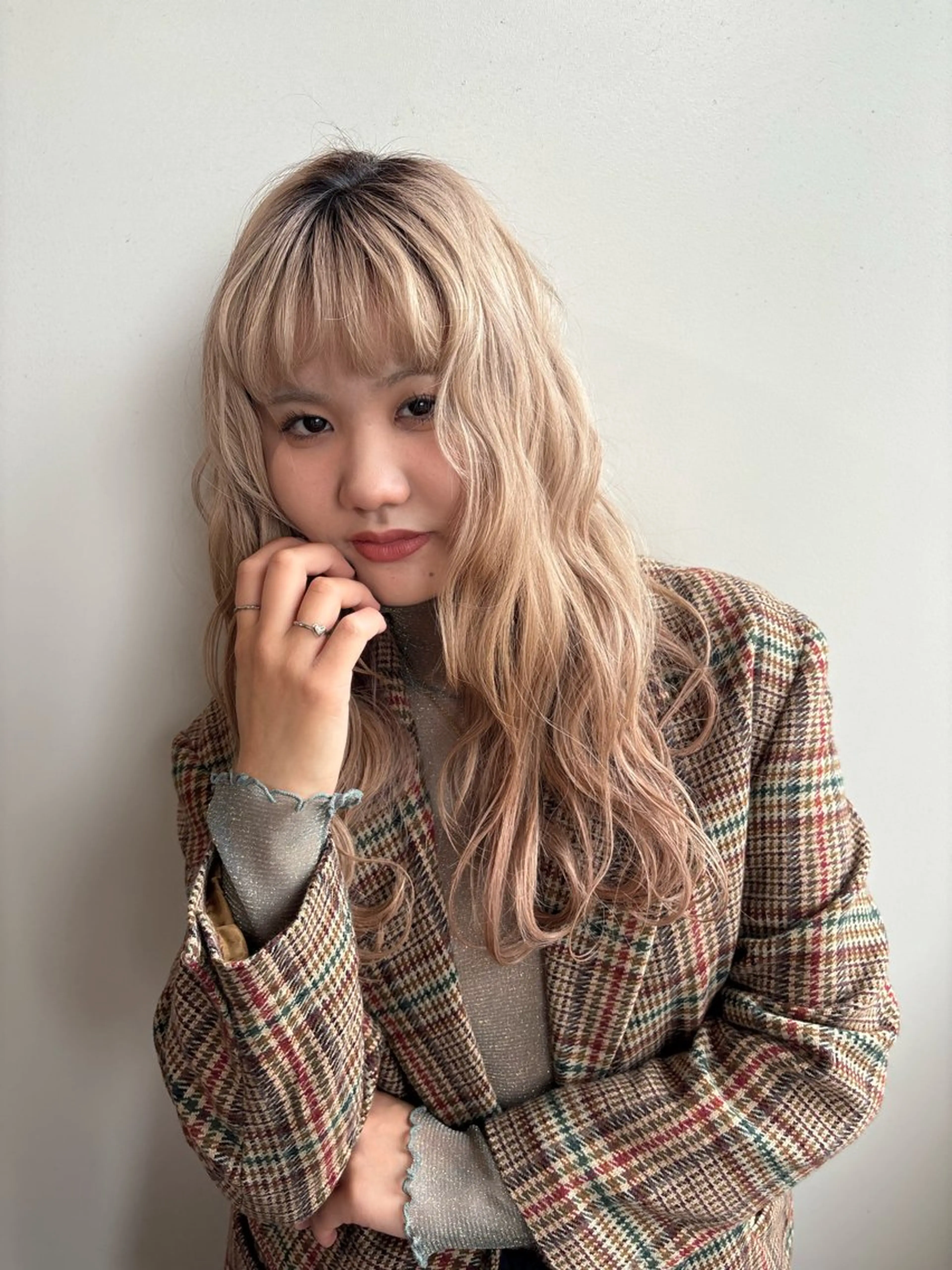 ロング ヘアカラー ☀️個性派/横浜パ ーマ/暖色/ミミのヘアスタイル