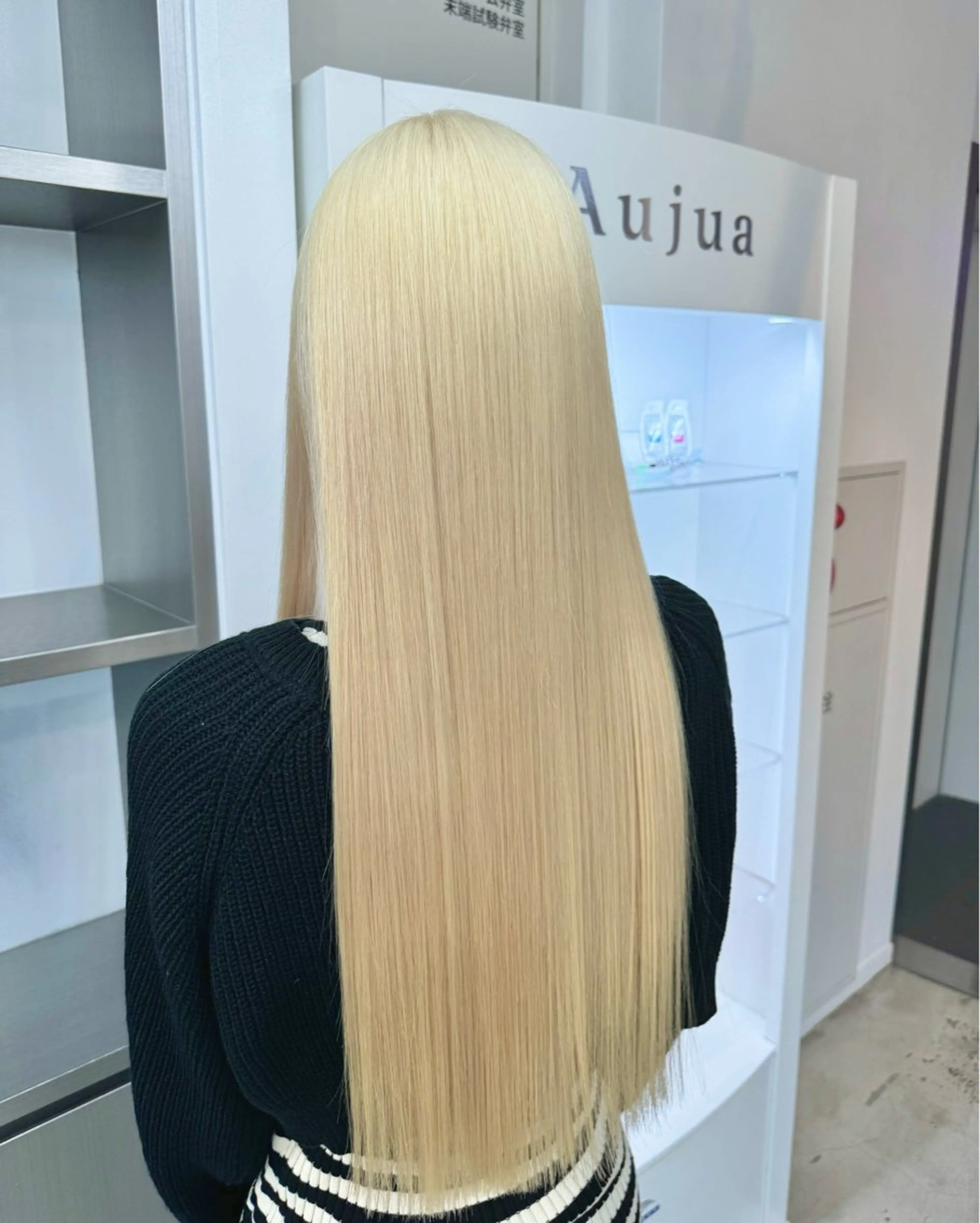 【抜きっぱなしブロンド👱‍♀️】専用クーポンカット無料❣️ケアブリーチ2回＋＋ウォータートリートメントの写真