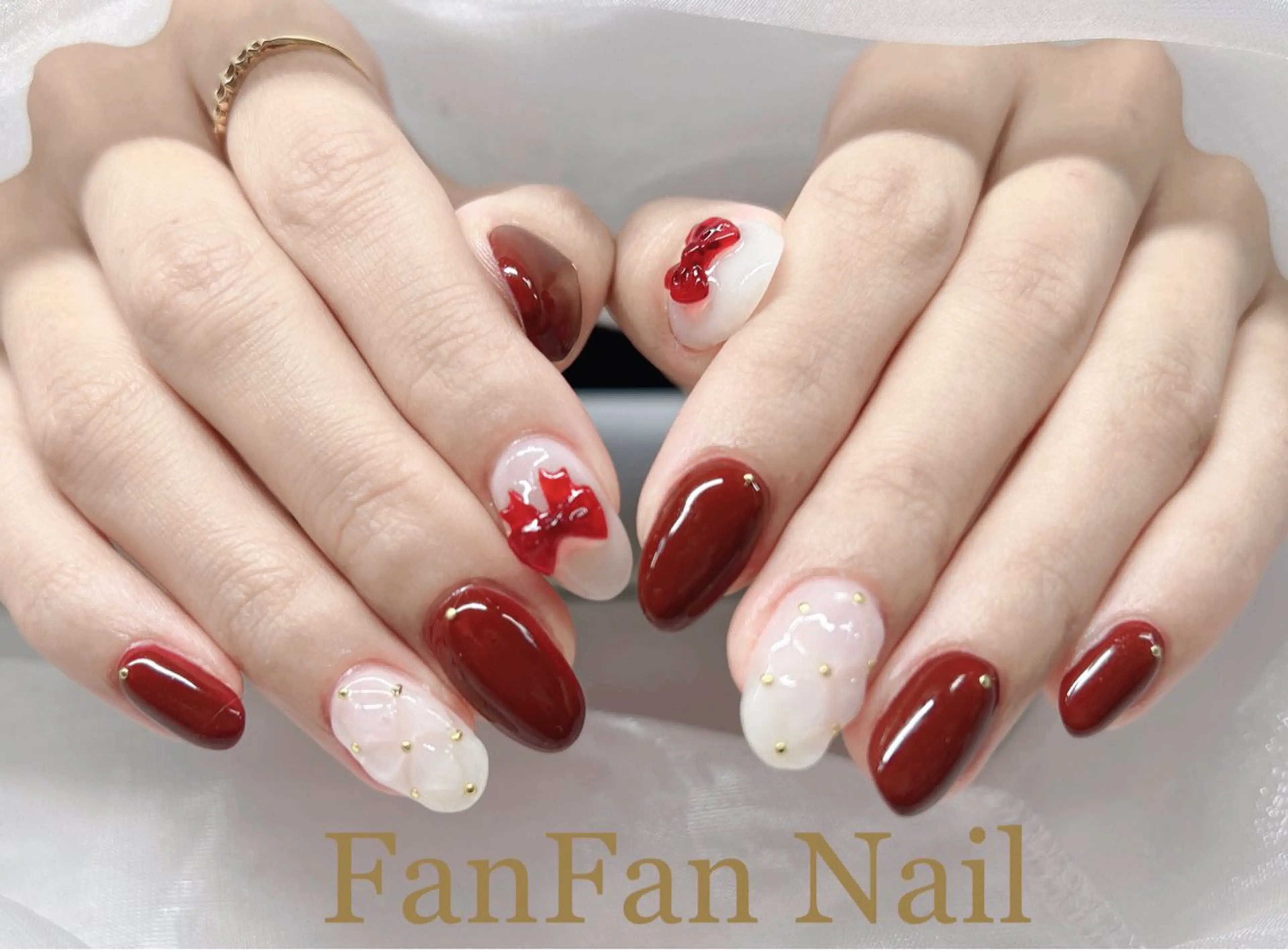 ネイル アートネイル オーロラネイル ガーリー キラキラネイル 韓国ネイル ハンドネイル KaKa FanFanNailのネイルデザイン