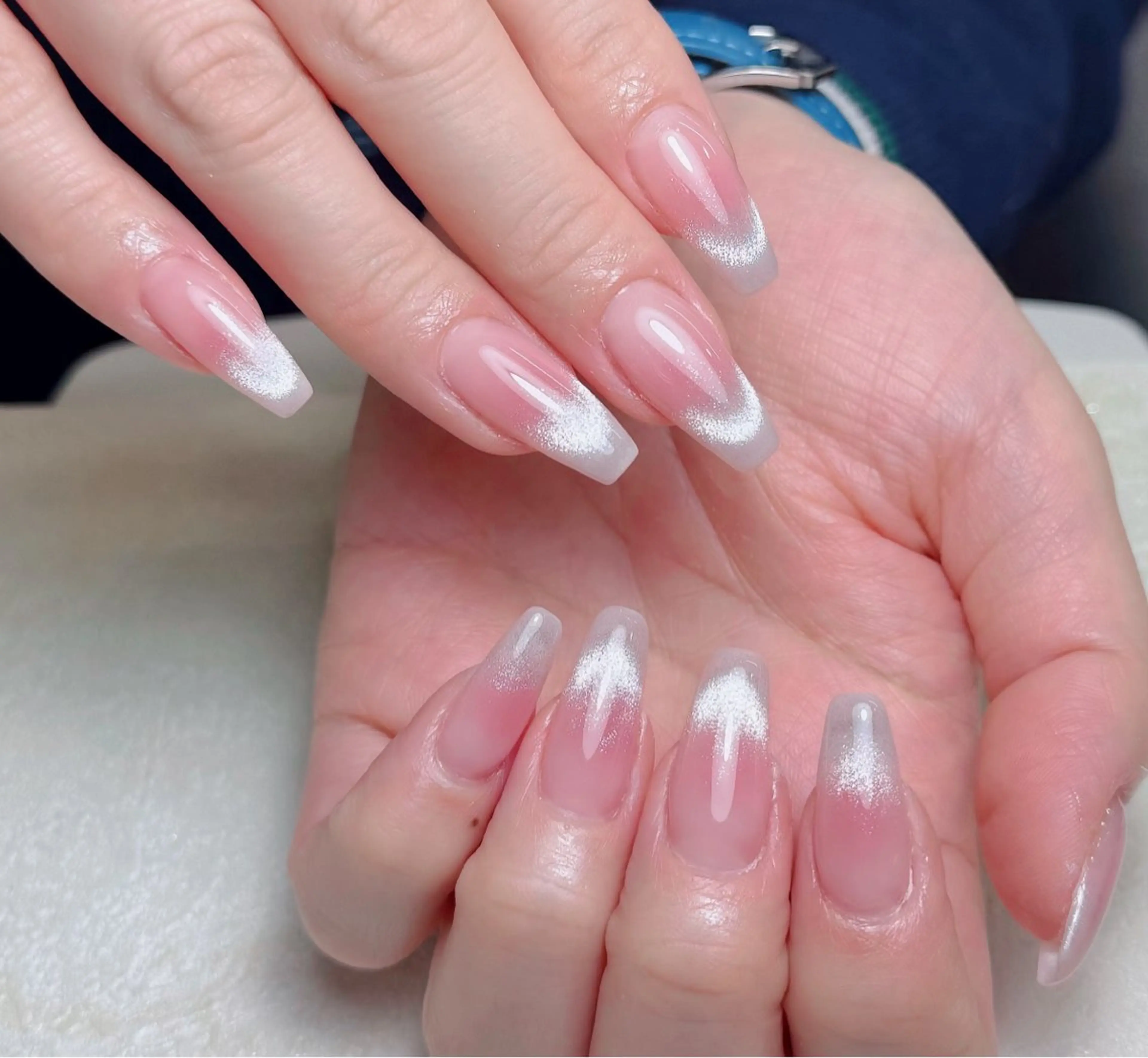 ネイル アートネイル 長さ出し フレンチネイル ジェルネイル ガーリー ハンドネイル 中野駅から2分 MEO NAILのネイルデザイン