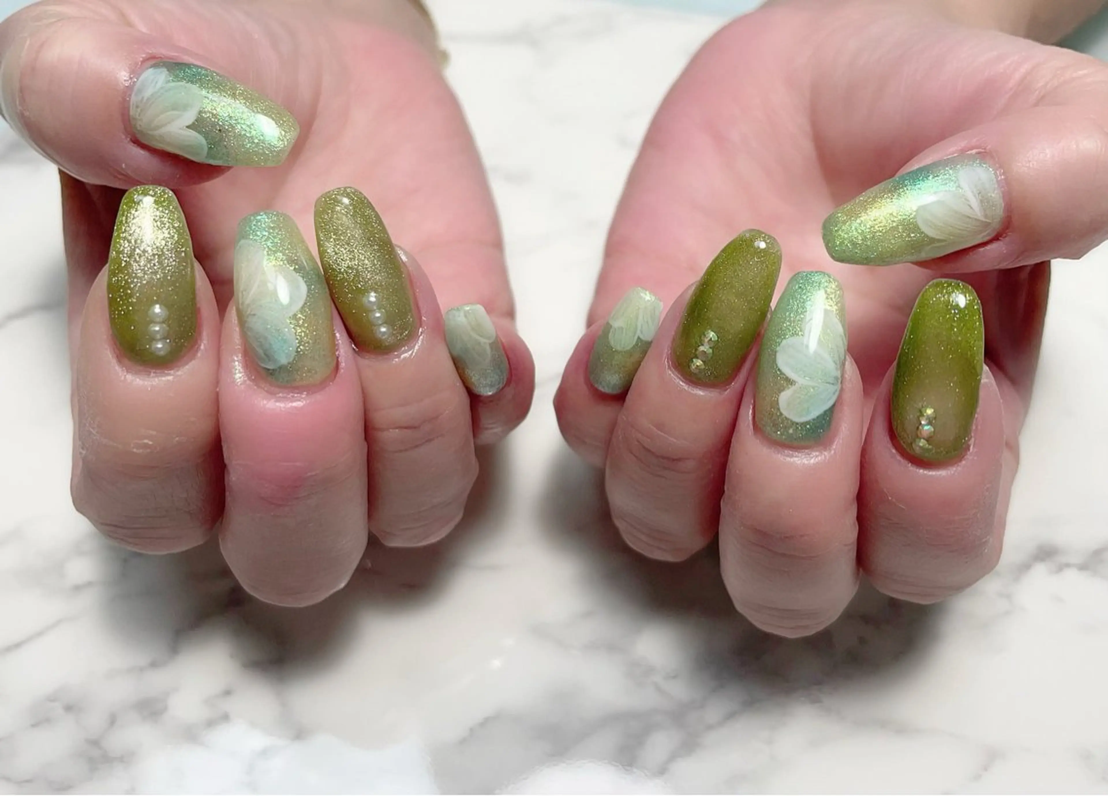 ネイル ハンドネイル 〜 R〜 プライベートサロンのネイルデザイン