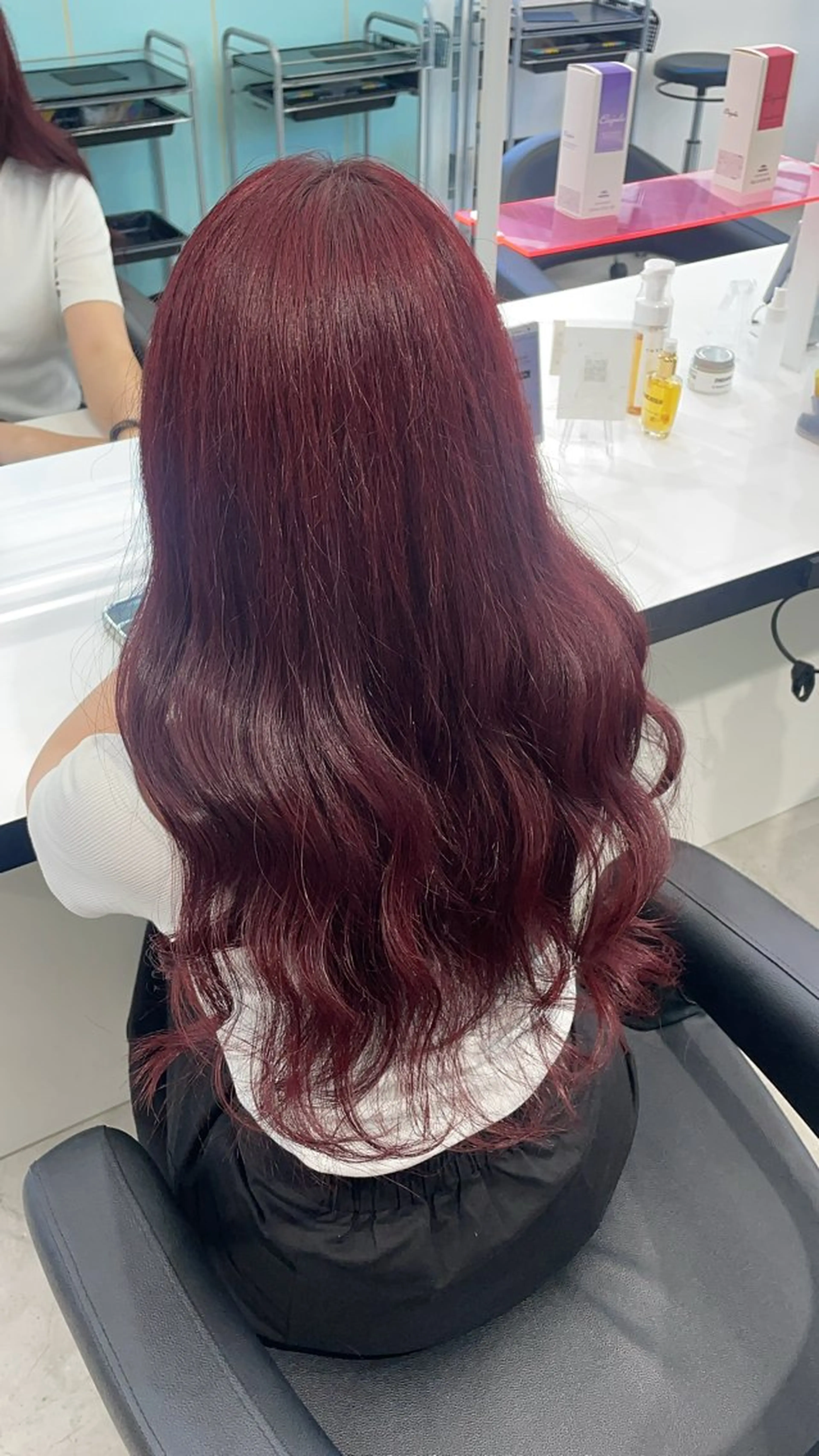 ロング カラー 履歴修正屋さん／ ブロンド／ホワイトのヘアスタイル