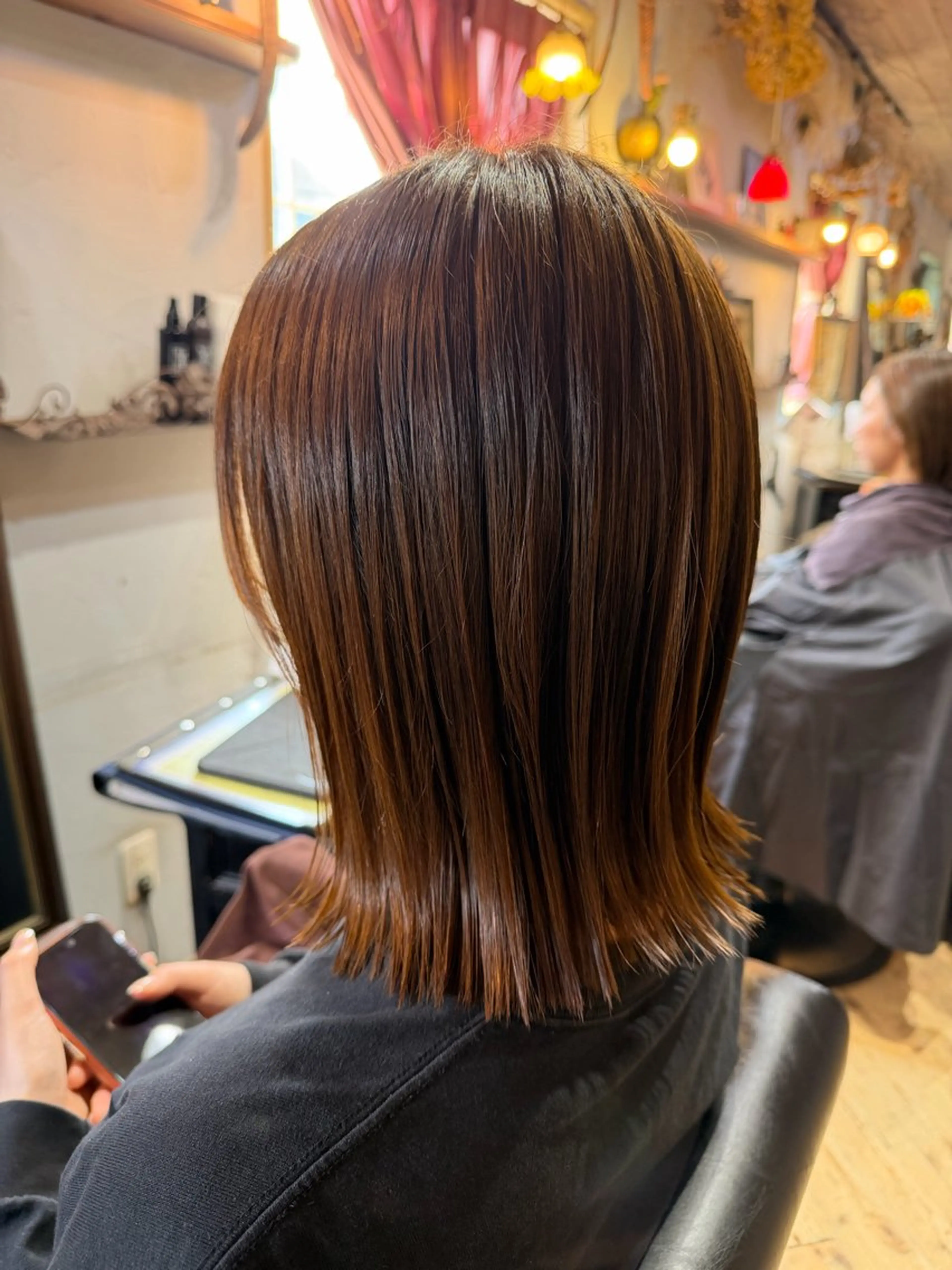 ミディアム 外ハネヘア ホシヤ ナオのヘアスタイル