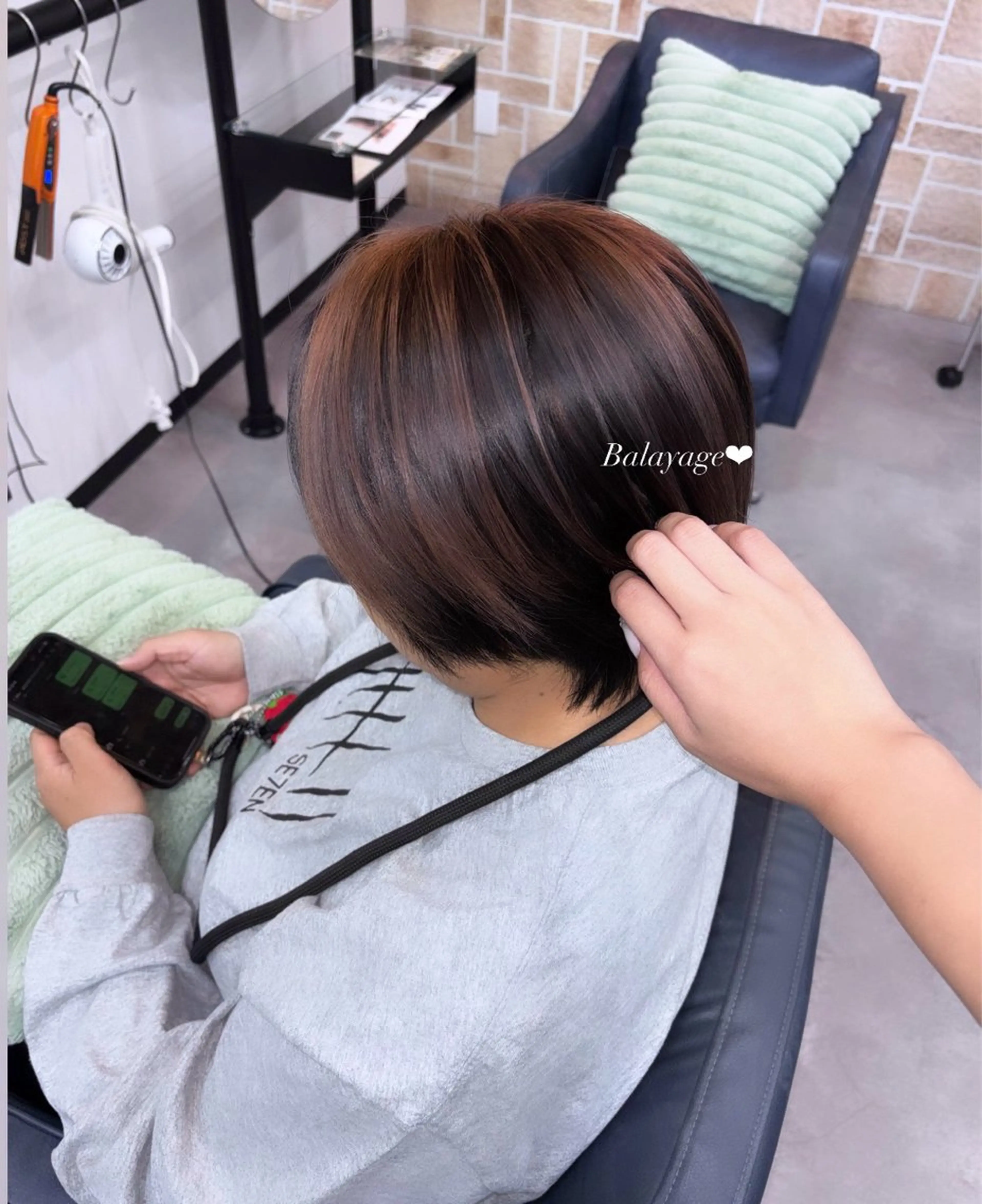 ショート レイヤーカット ショートヘア ハイトーンカラー / kureaのヘアスタイル