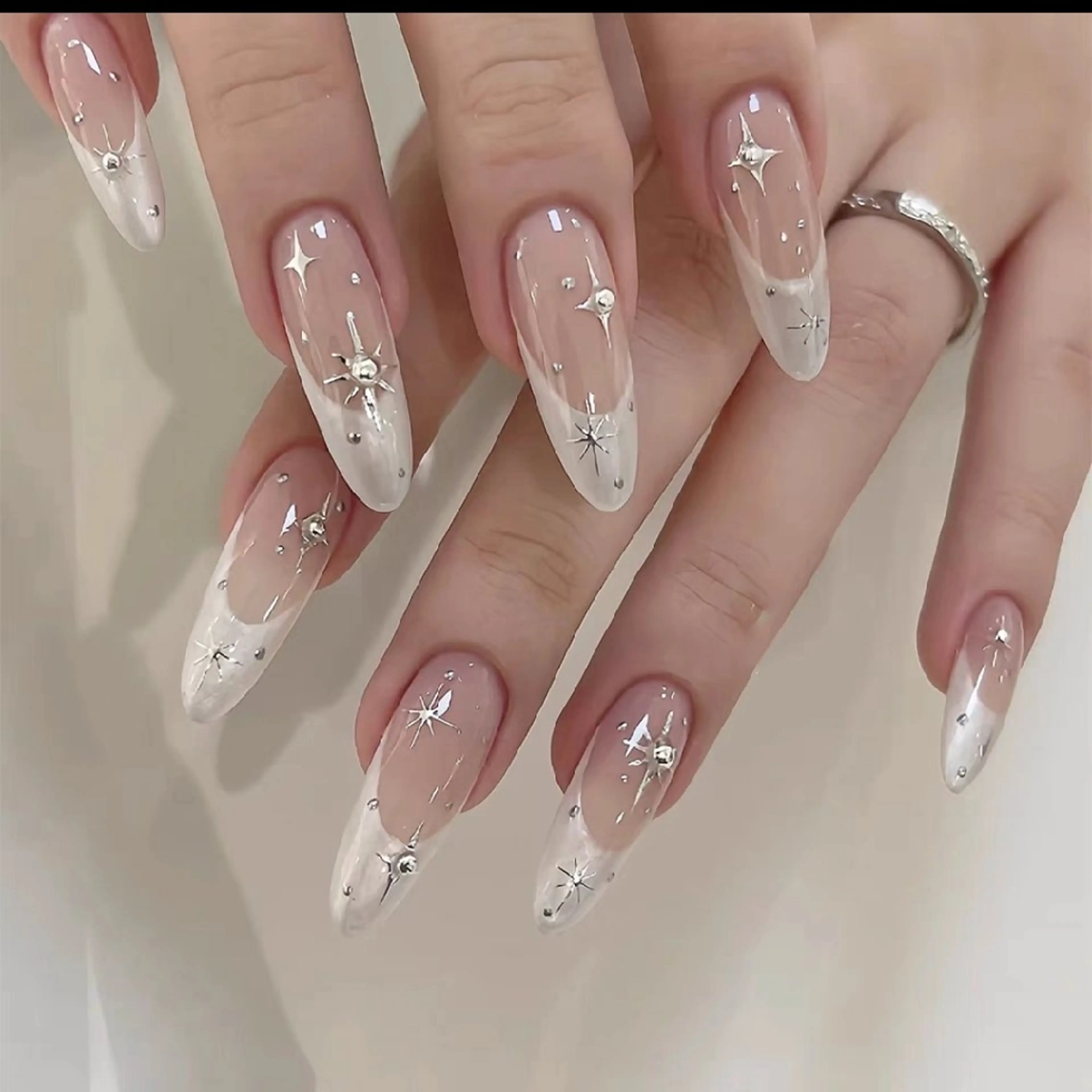 ネイル Em ma高田马場のネイルデザイン