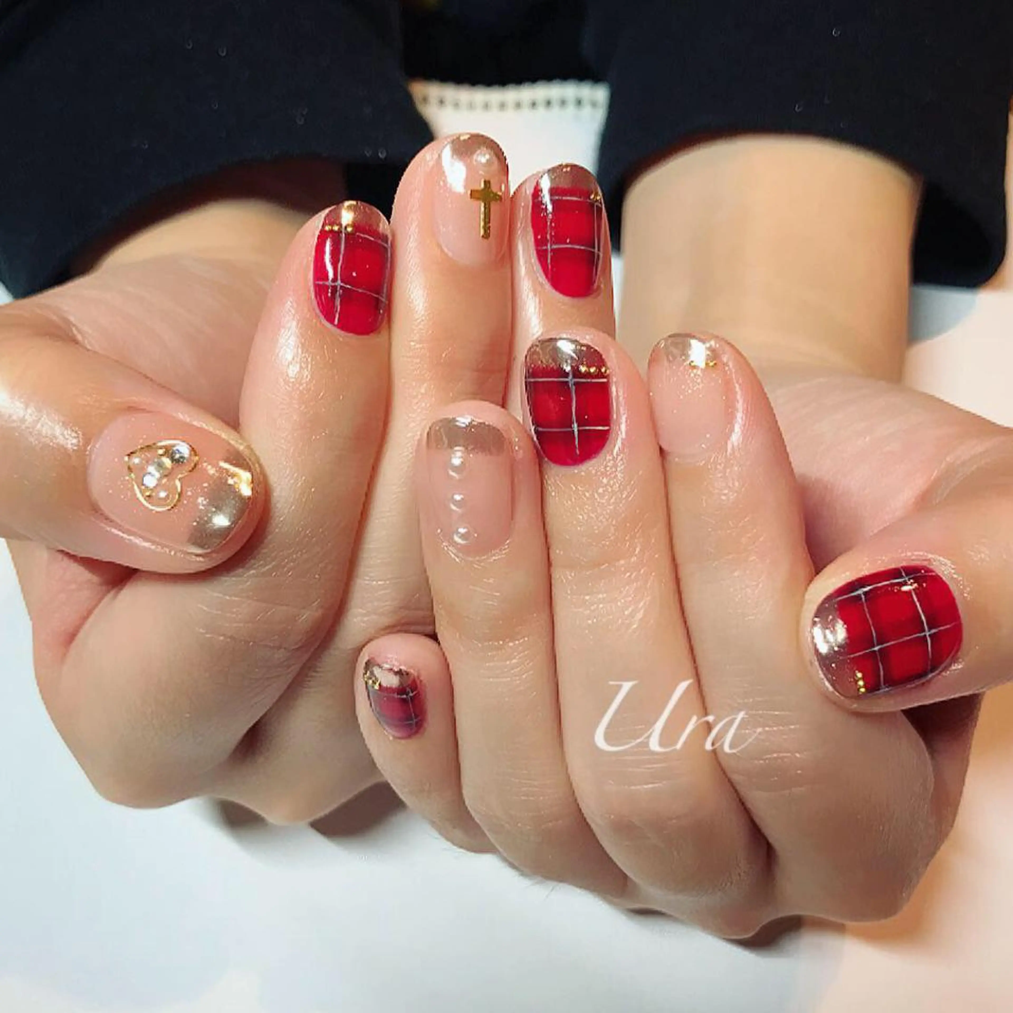 ネイル UrakoNail 《nail》のネイルデザイン