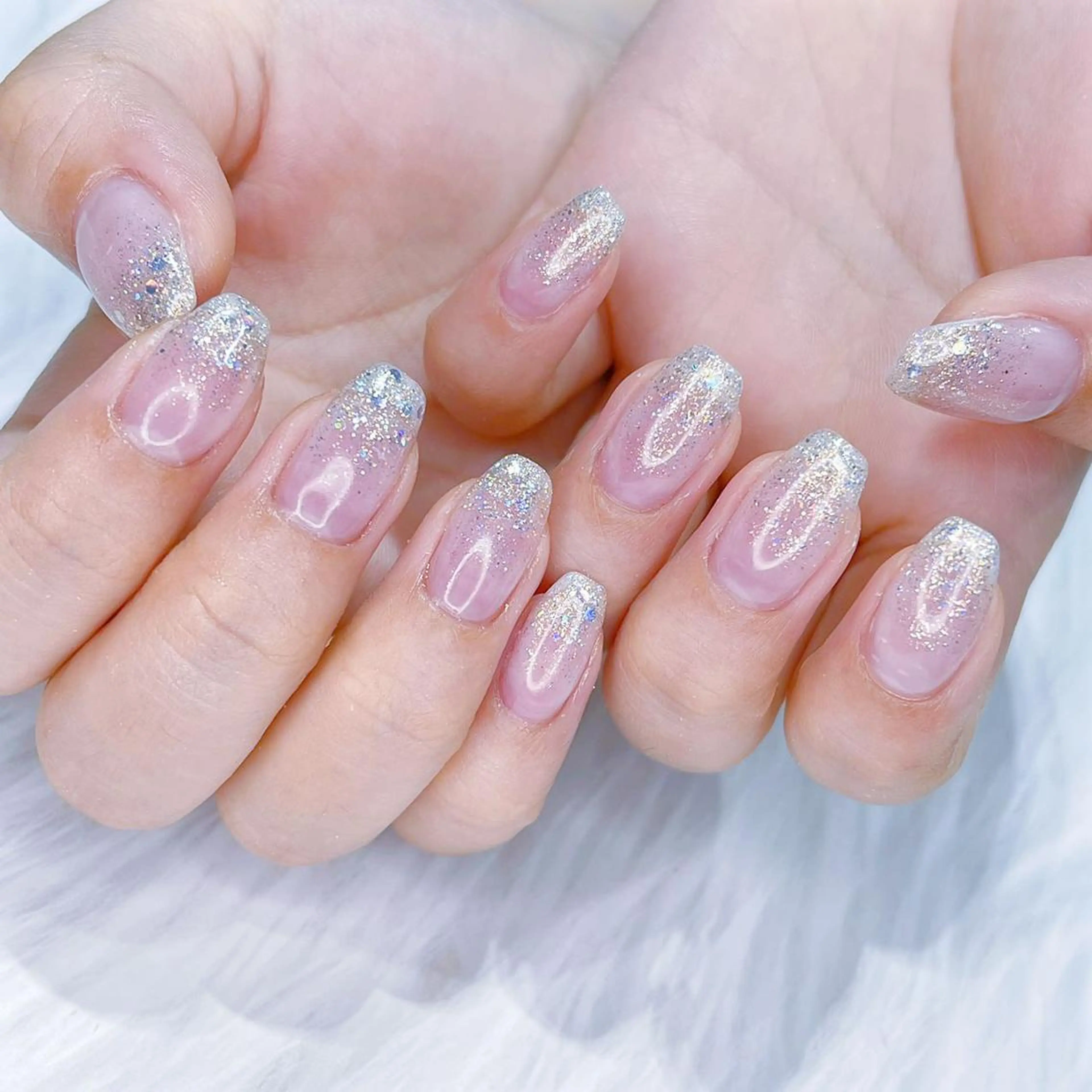 ネイル ラメ(グリッター) ラメグラデーション ワンカラーネイル Queens 新宿本店のネイルデザイン