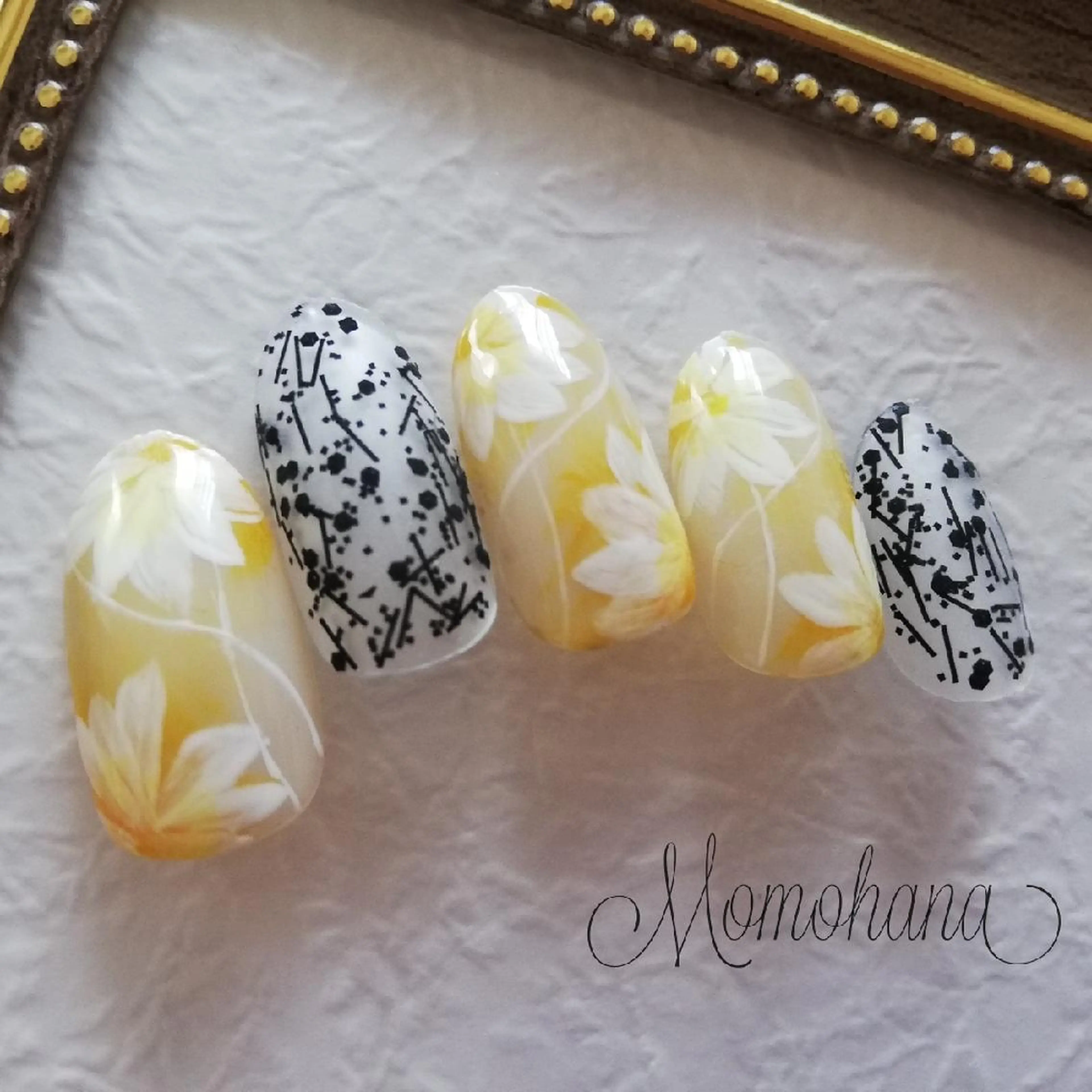 ネイル momohana  のネイルデザイン