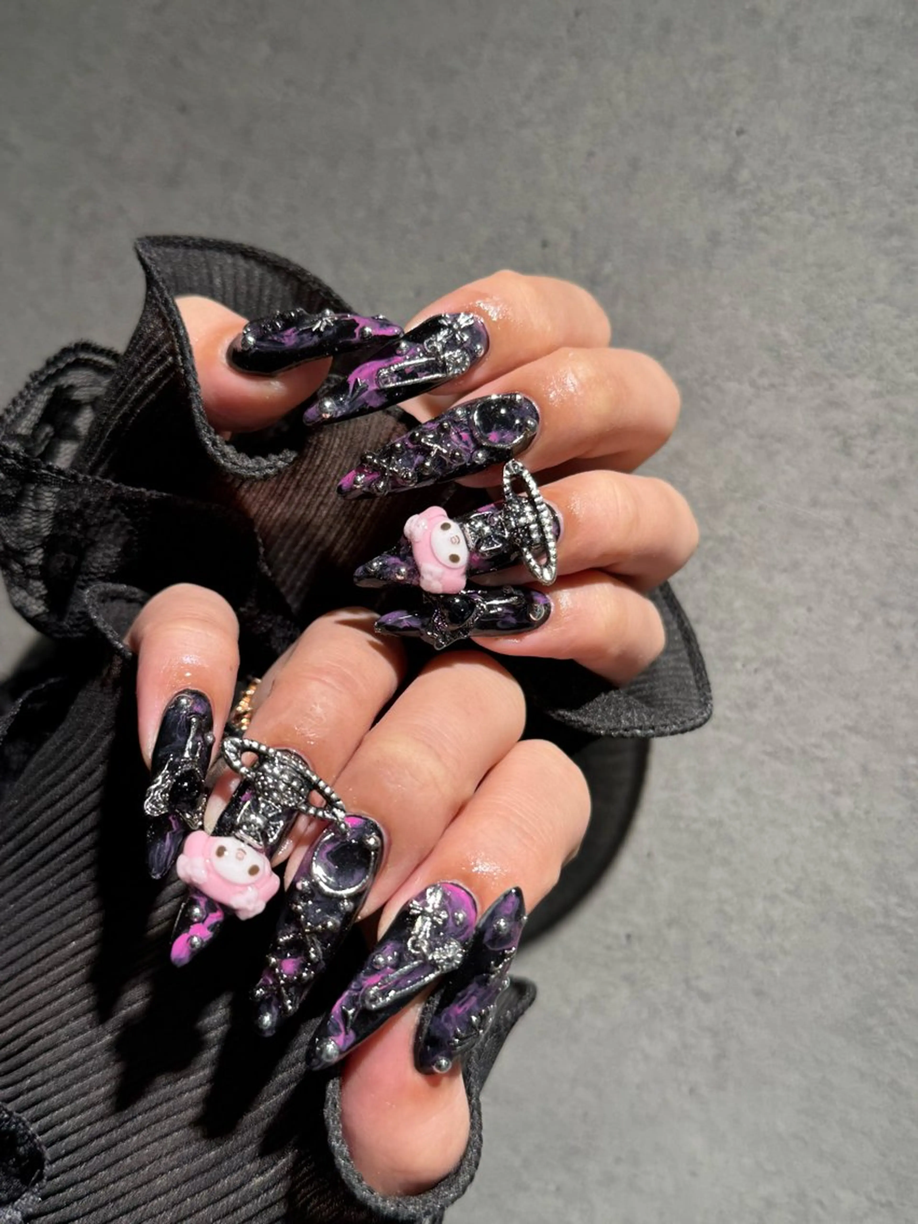 ネイル I-nailロング /ワンホン/キラキラのネイルデザイン