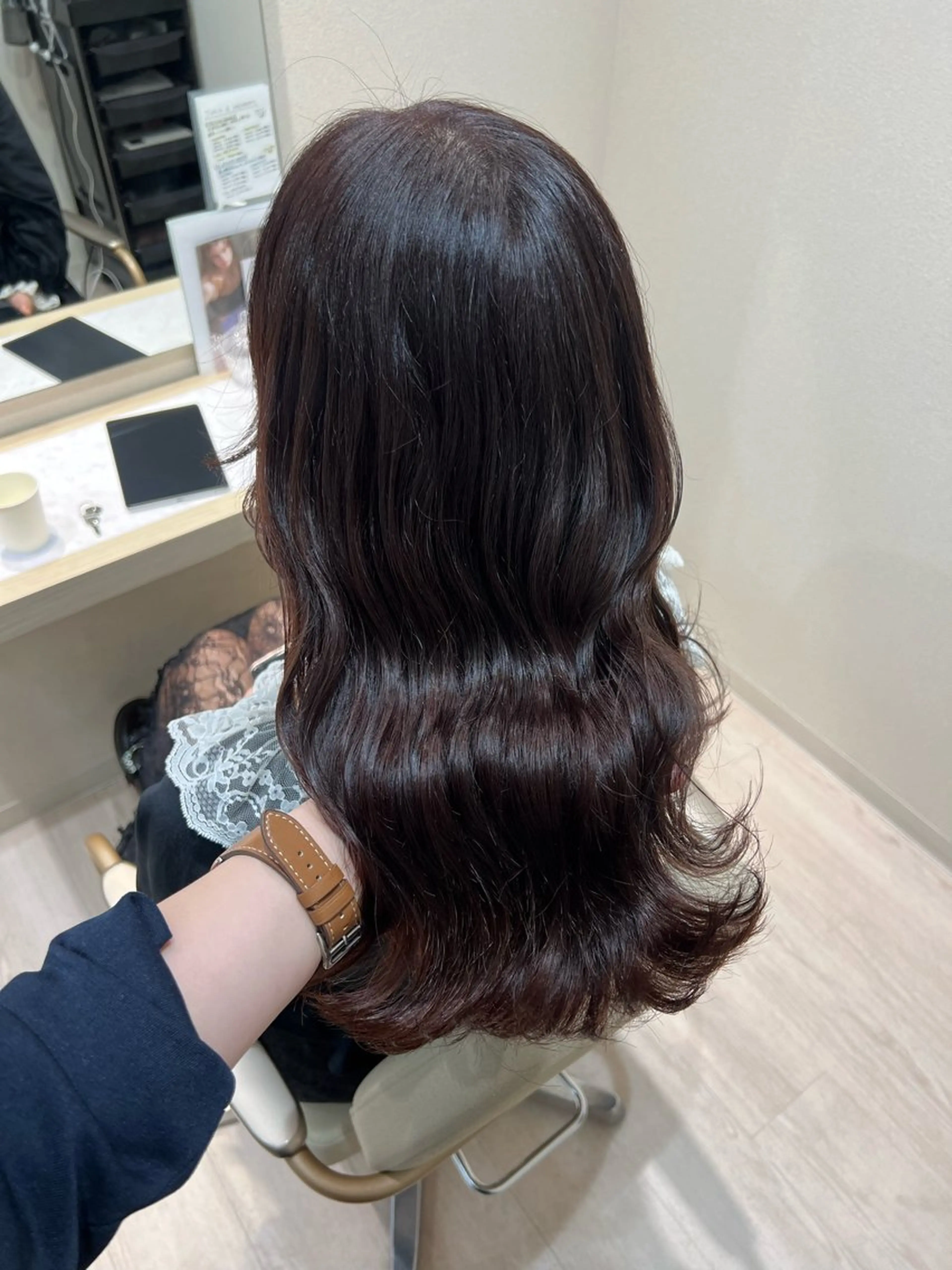 セミロング カット ヘアカラー トリートメント ヘッドスパ mina .のヘアスタイル