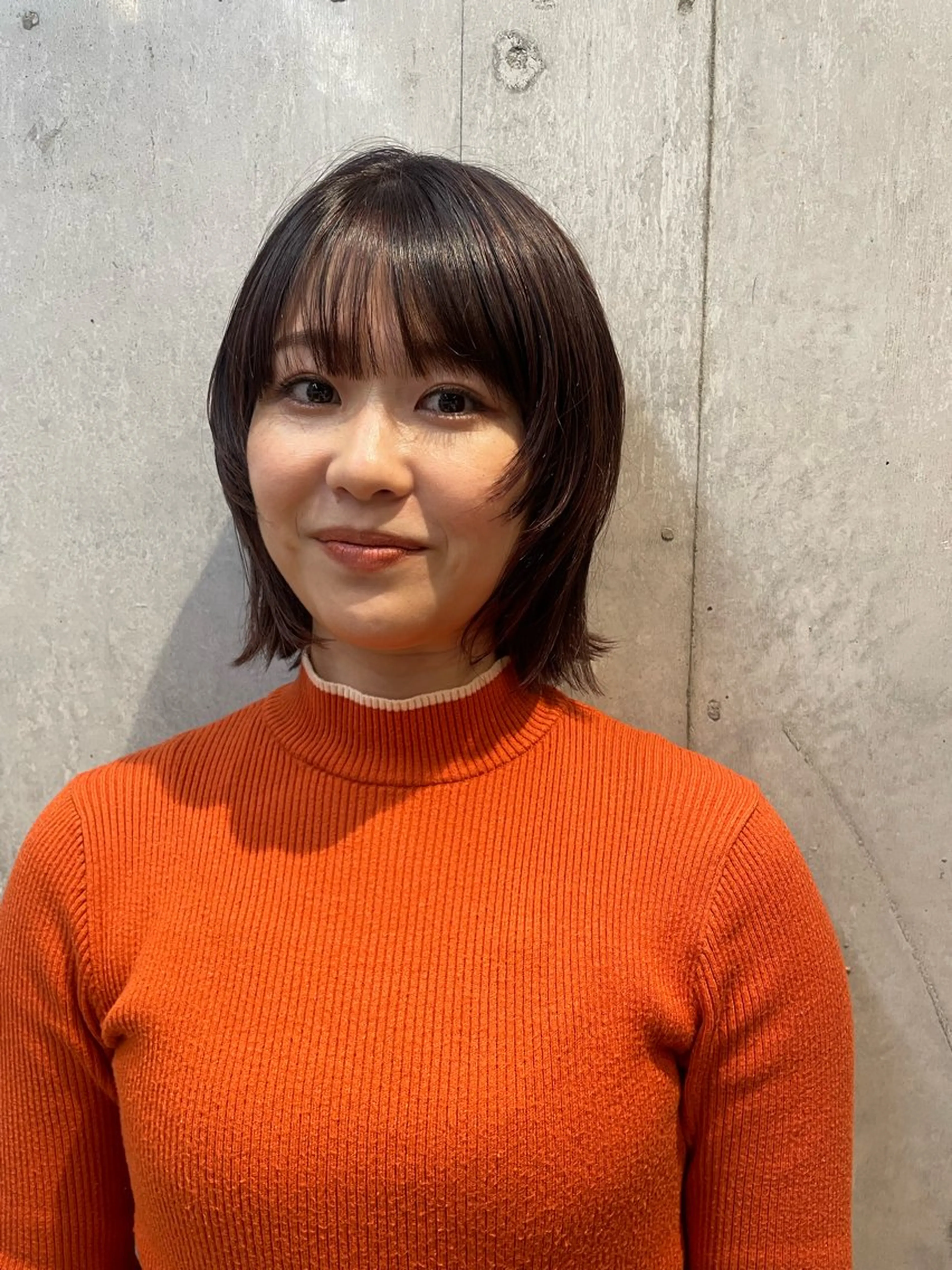 ミディアム カラー カット ヘアカラー ショートウルフくせ毛 お任せくださいのヘアスタイル