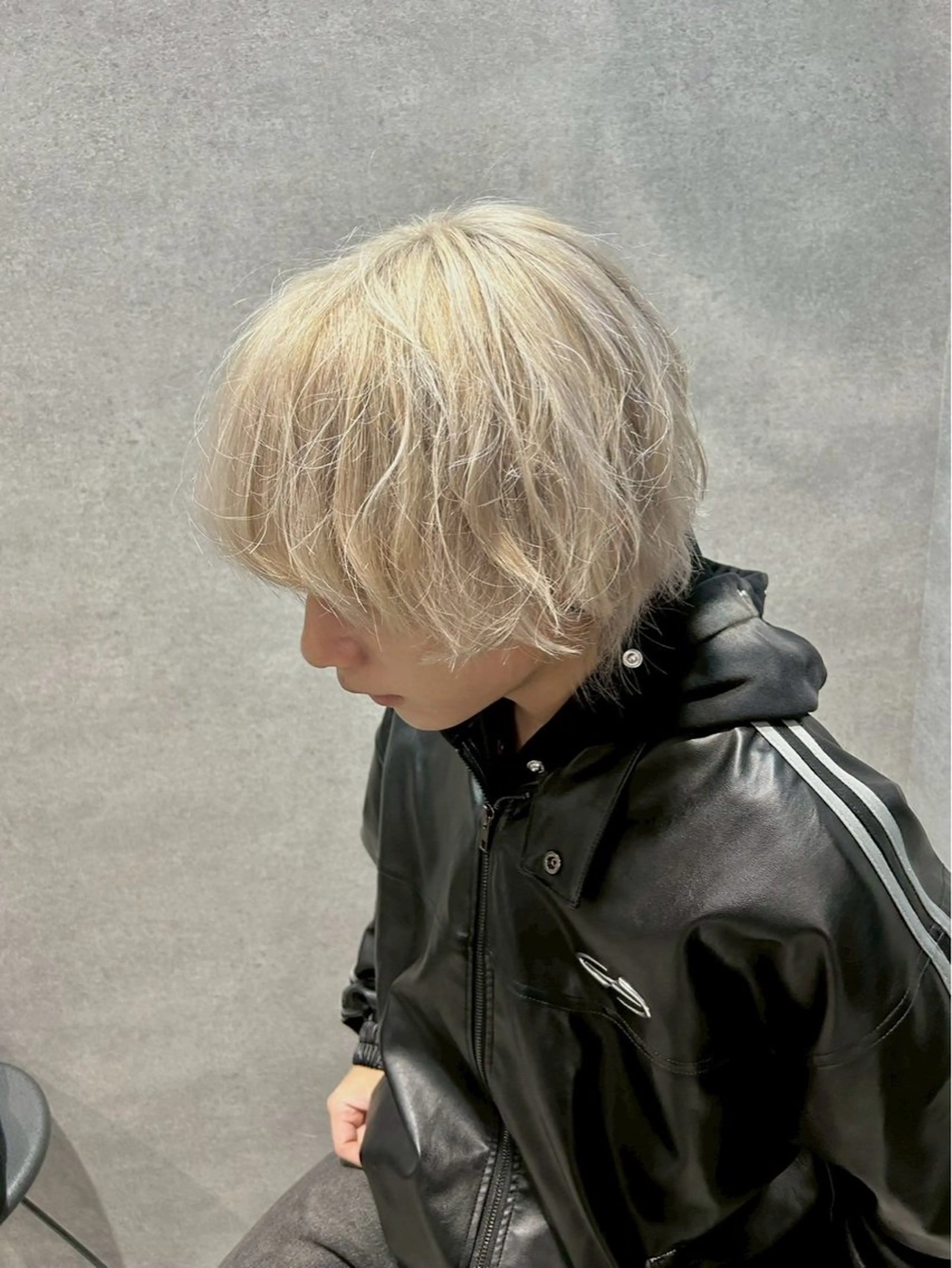 ショート カラー メンズ カット ヘアカラー ヘアセット Ryo横浜韓国ヘア/ 曲がる縮毛矯正特化のヘアスタイル