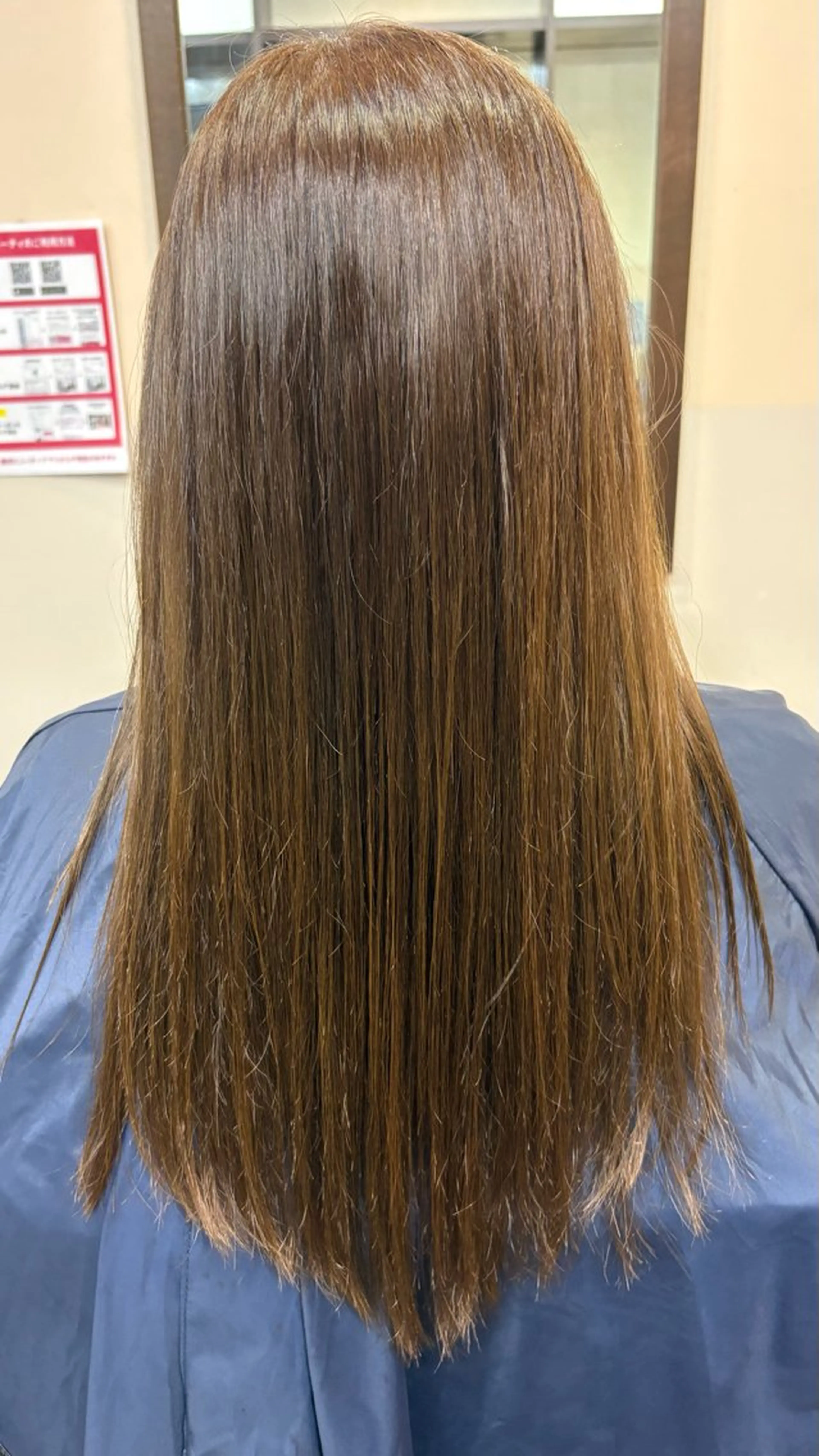 ロング カラー ヘアカラー オオミチ ワカナのヘアスタイル