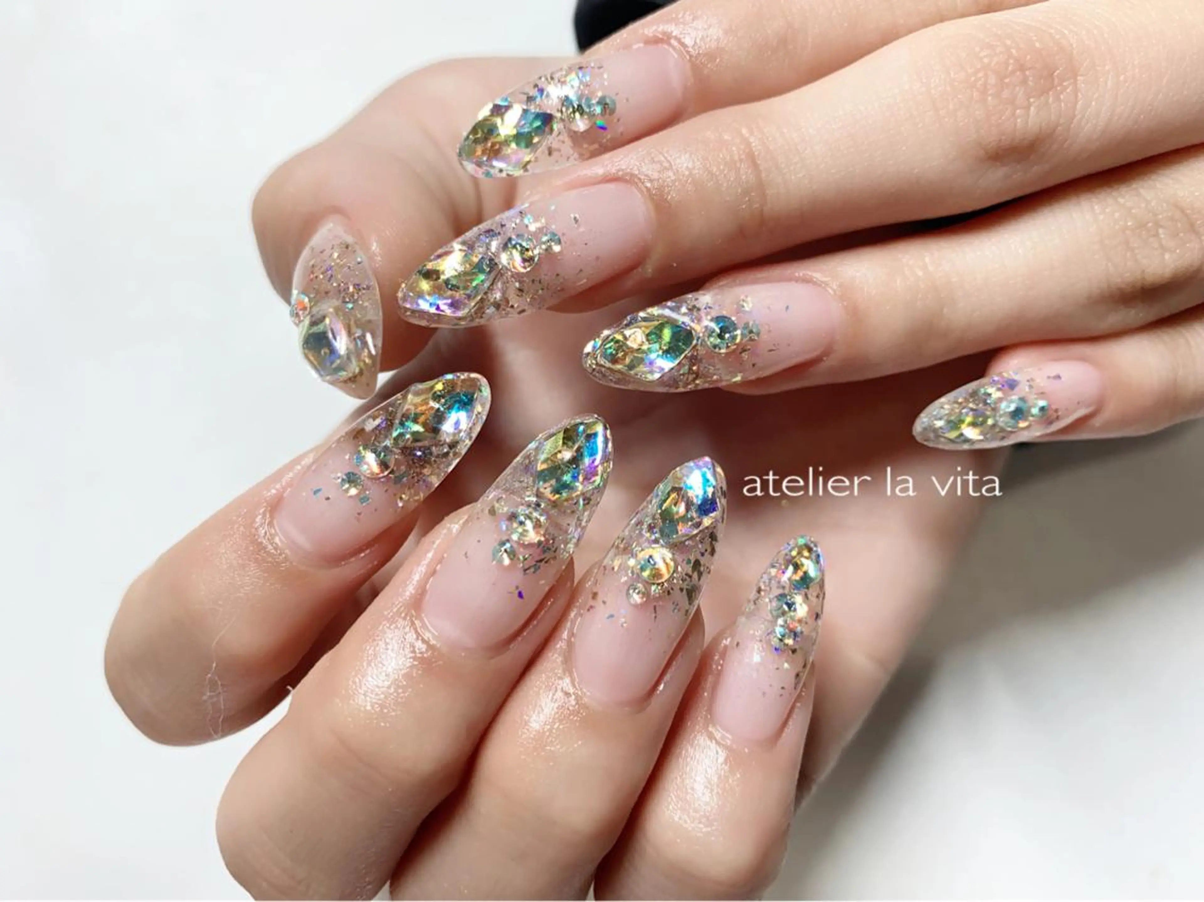 ネイル クリアネイル ジェルネイル ニュアンスネイル ワンカラーネイル ピンク atelier la vita所属・lavita. mimuraのネイルデザイン