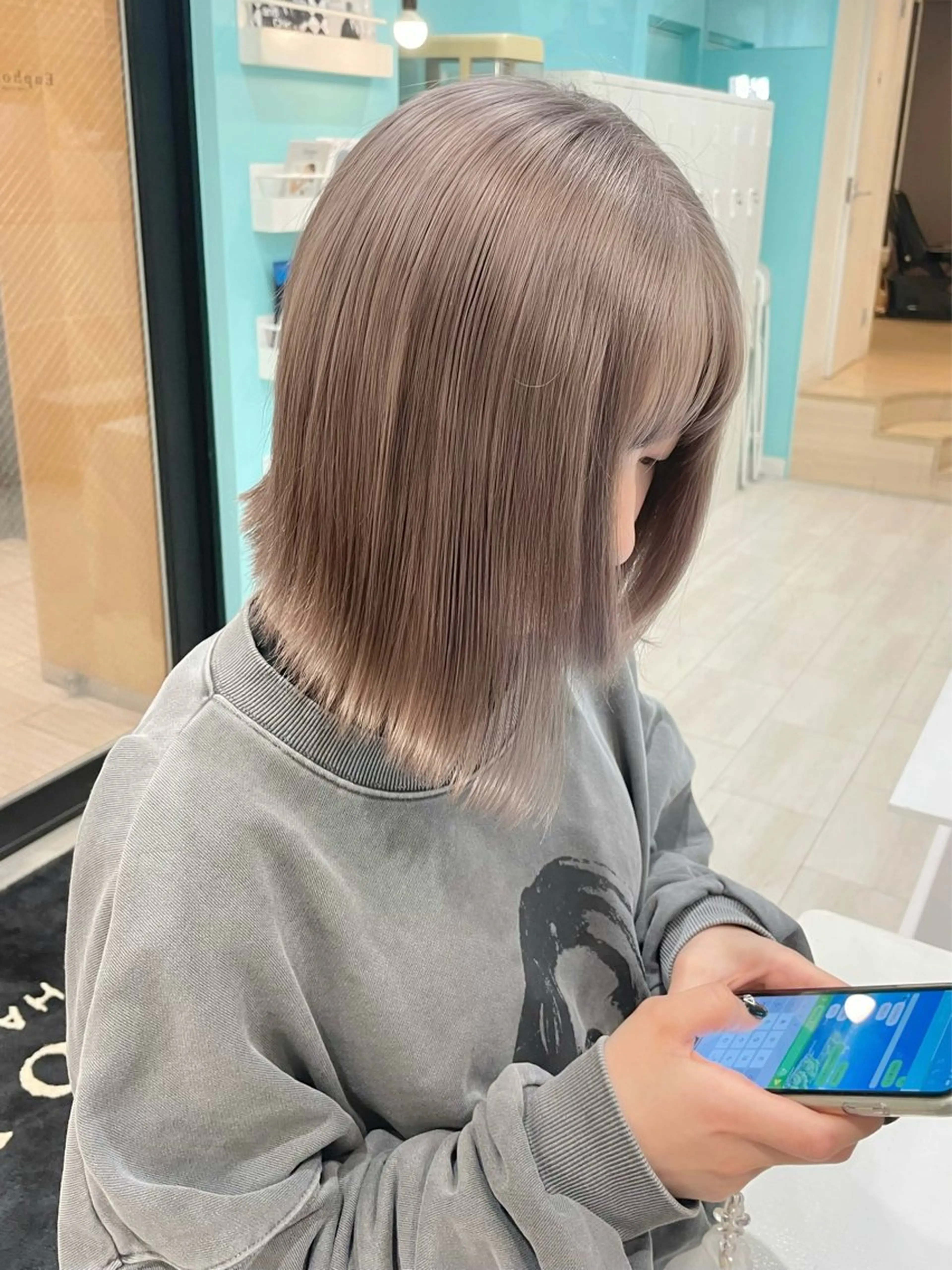 ミディアム カラー ヘアカラー 韓国風ハッシュカット 似合わせレイヤー池袋のヘアスタイル