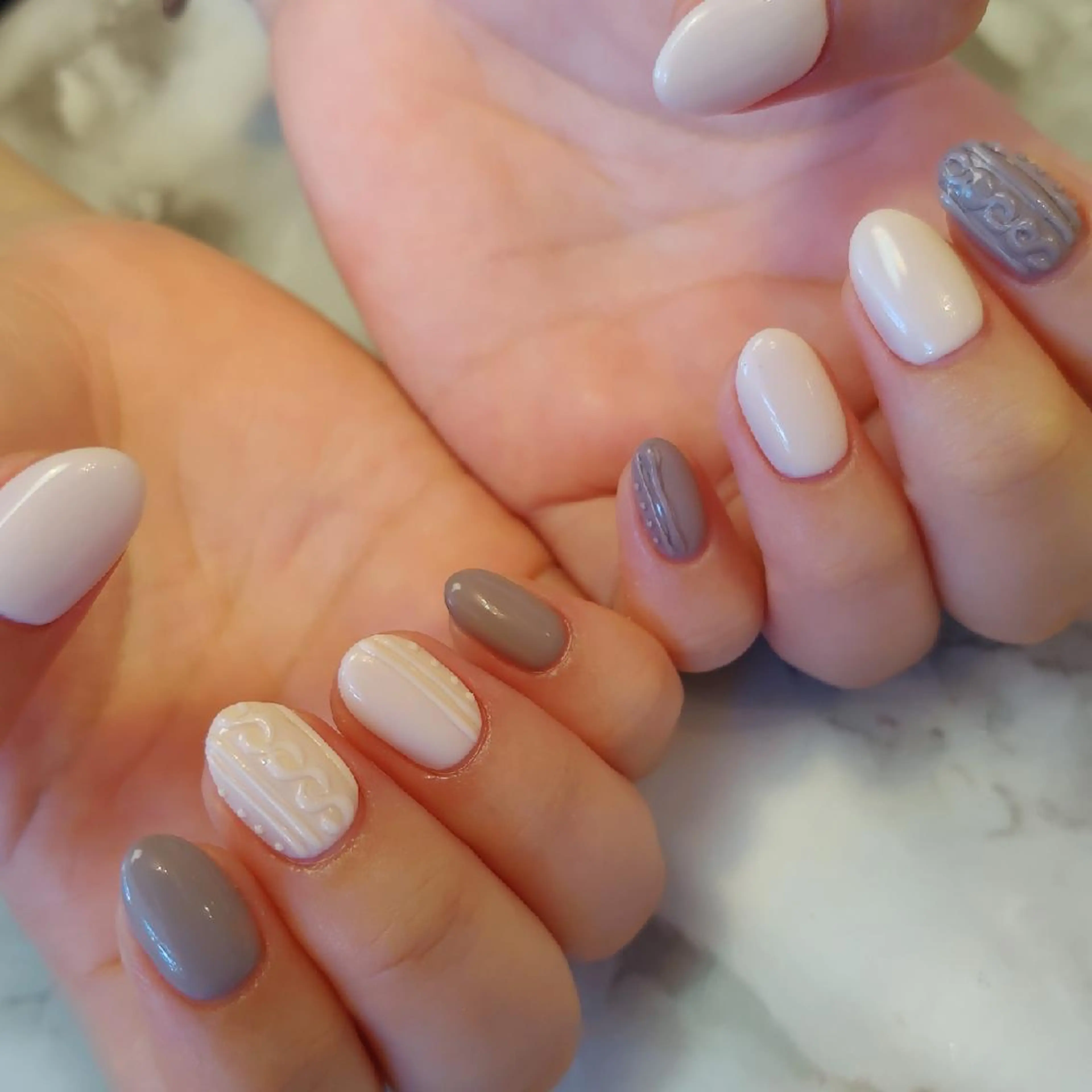 ネイル ジェヌインネイル 河内のネイルデザイン