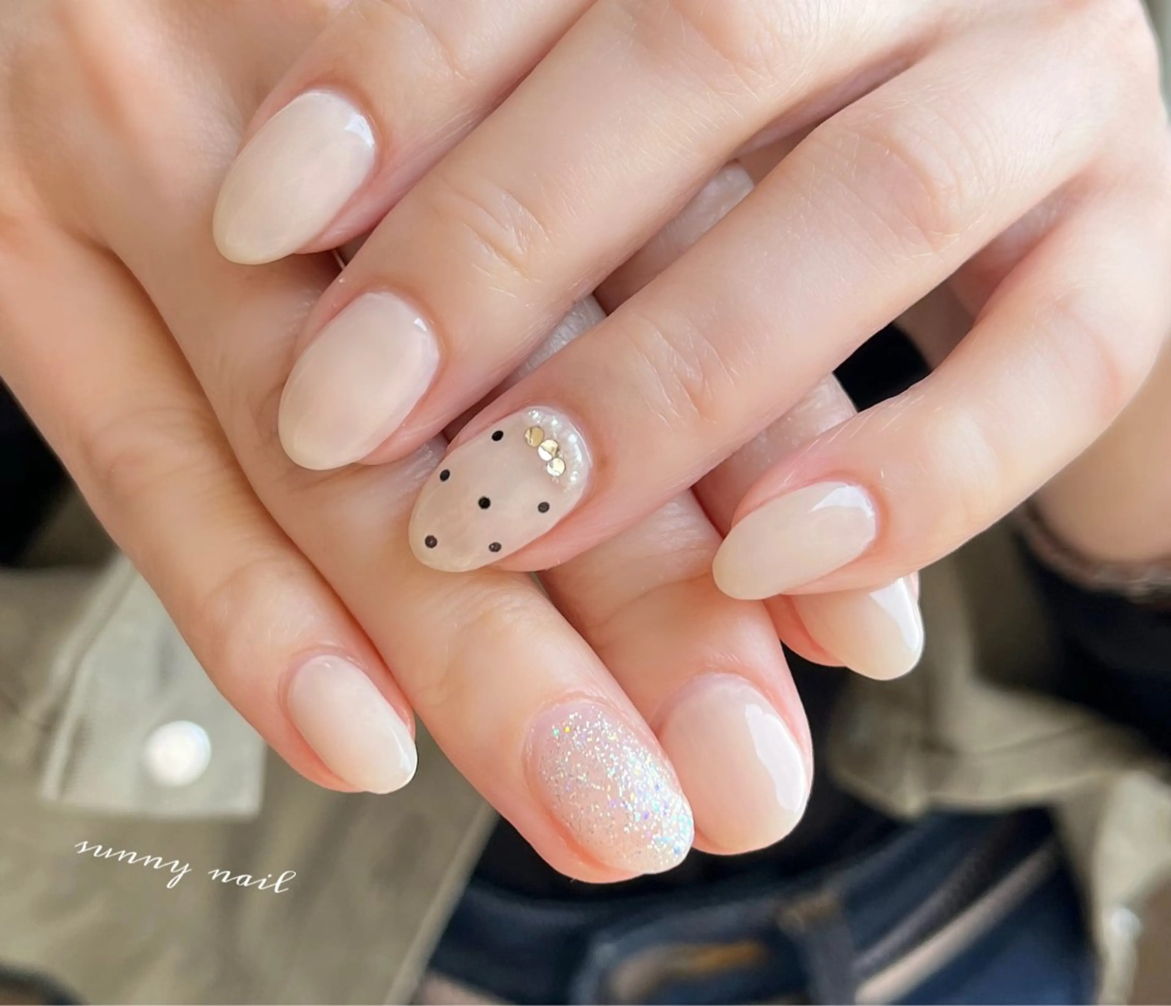 ネイル ドット ジェルネイル パラジェル ブライダルネイル sunny nailのネイルデザイン