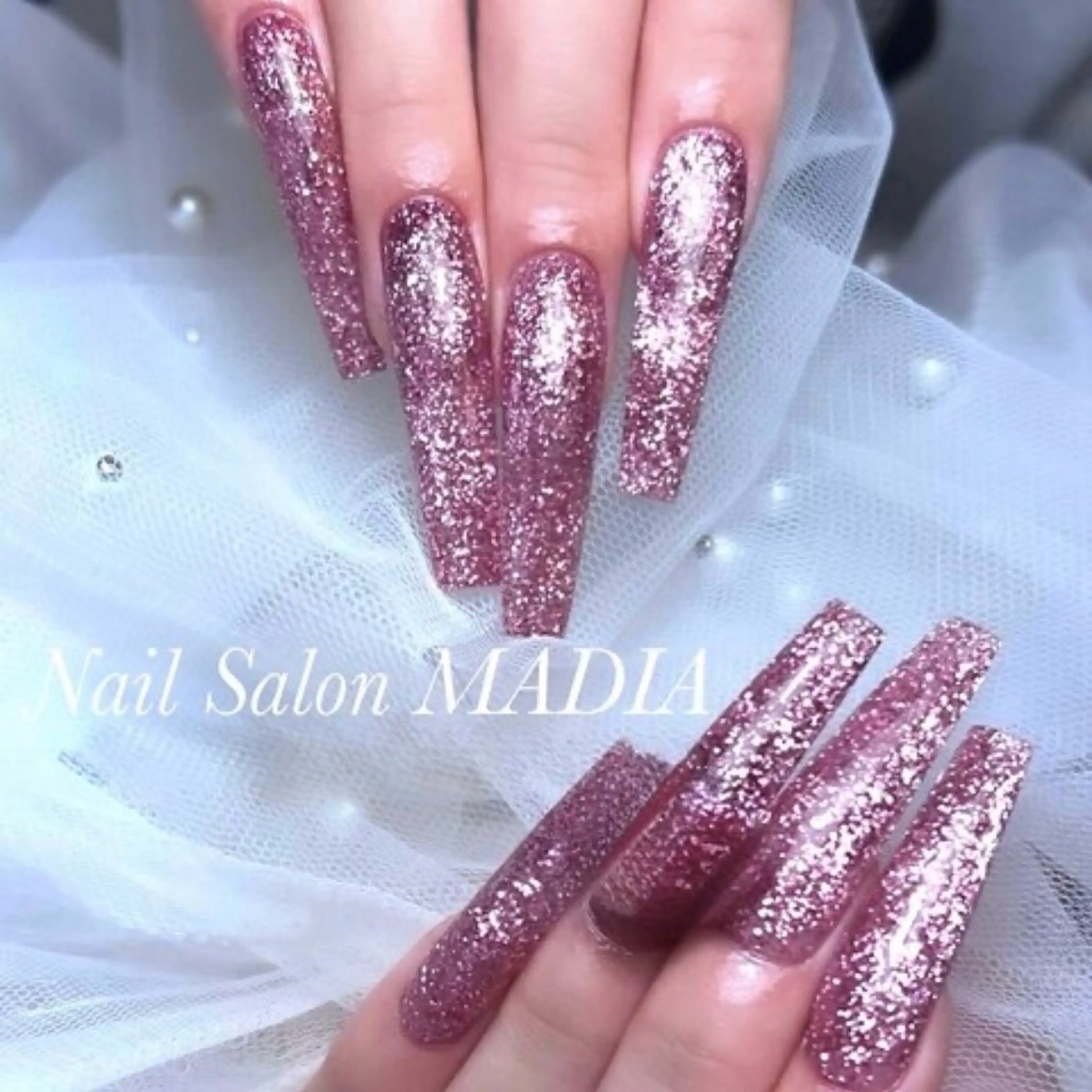 ネイル ハンドネイル MADIA EMIのネイルデザイン