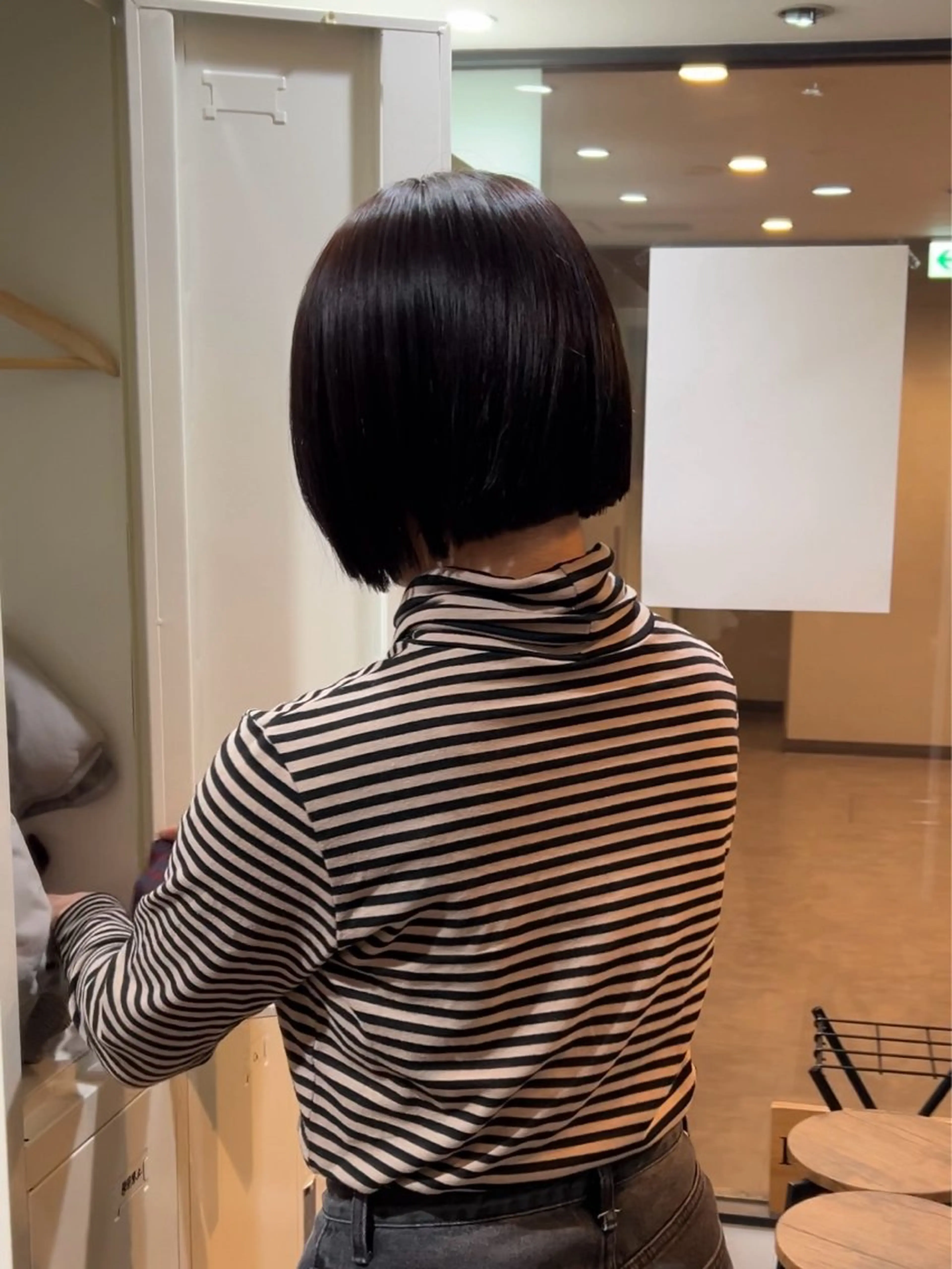 ショート ボブ カット ヘアカラー FERIA梅田 hana💫レイヤーのヘアスタイル