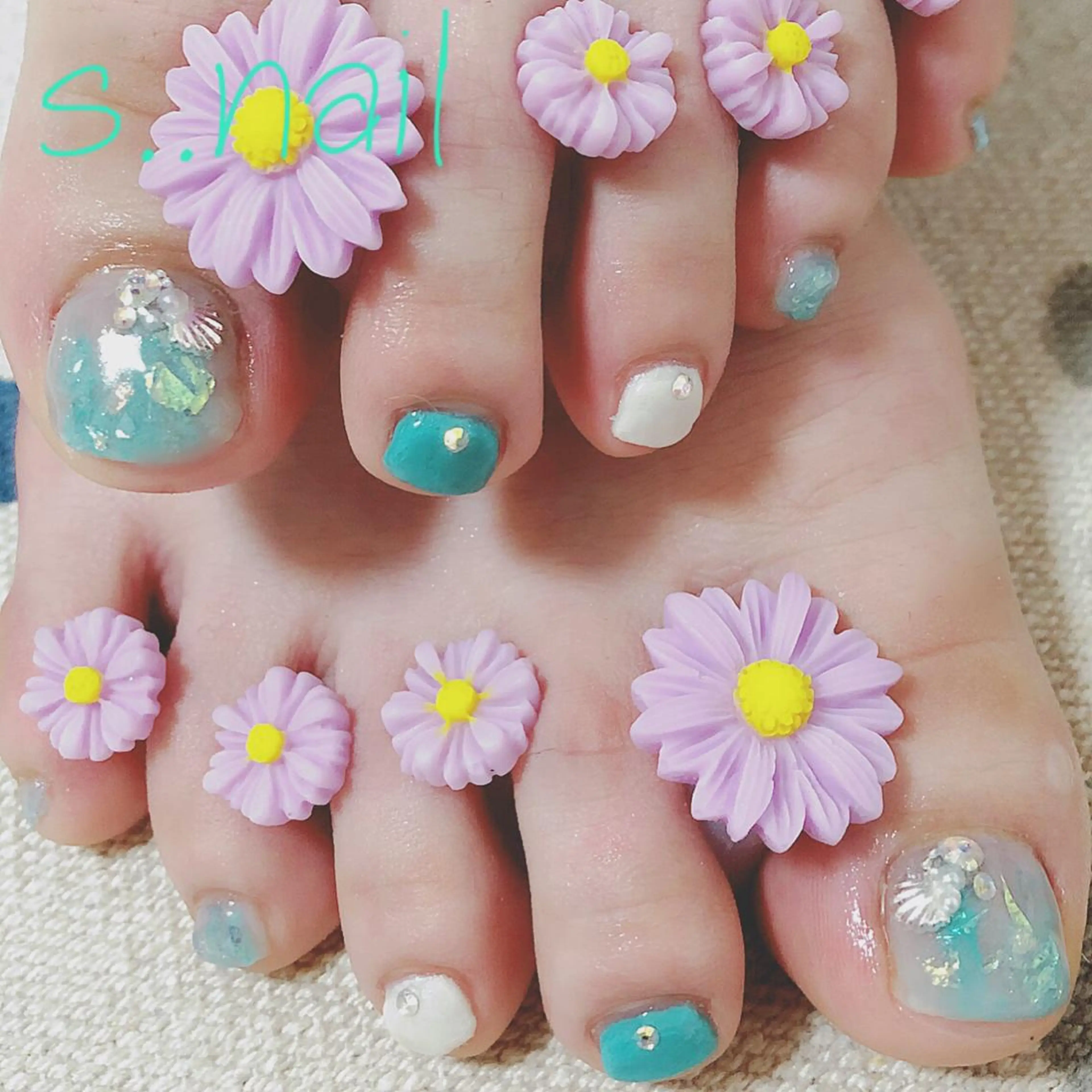 ネイル フットネイル ハンドネイル フットネイル s..nail / MORITAのネイルデザイン