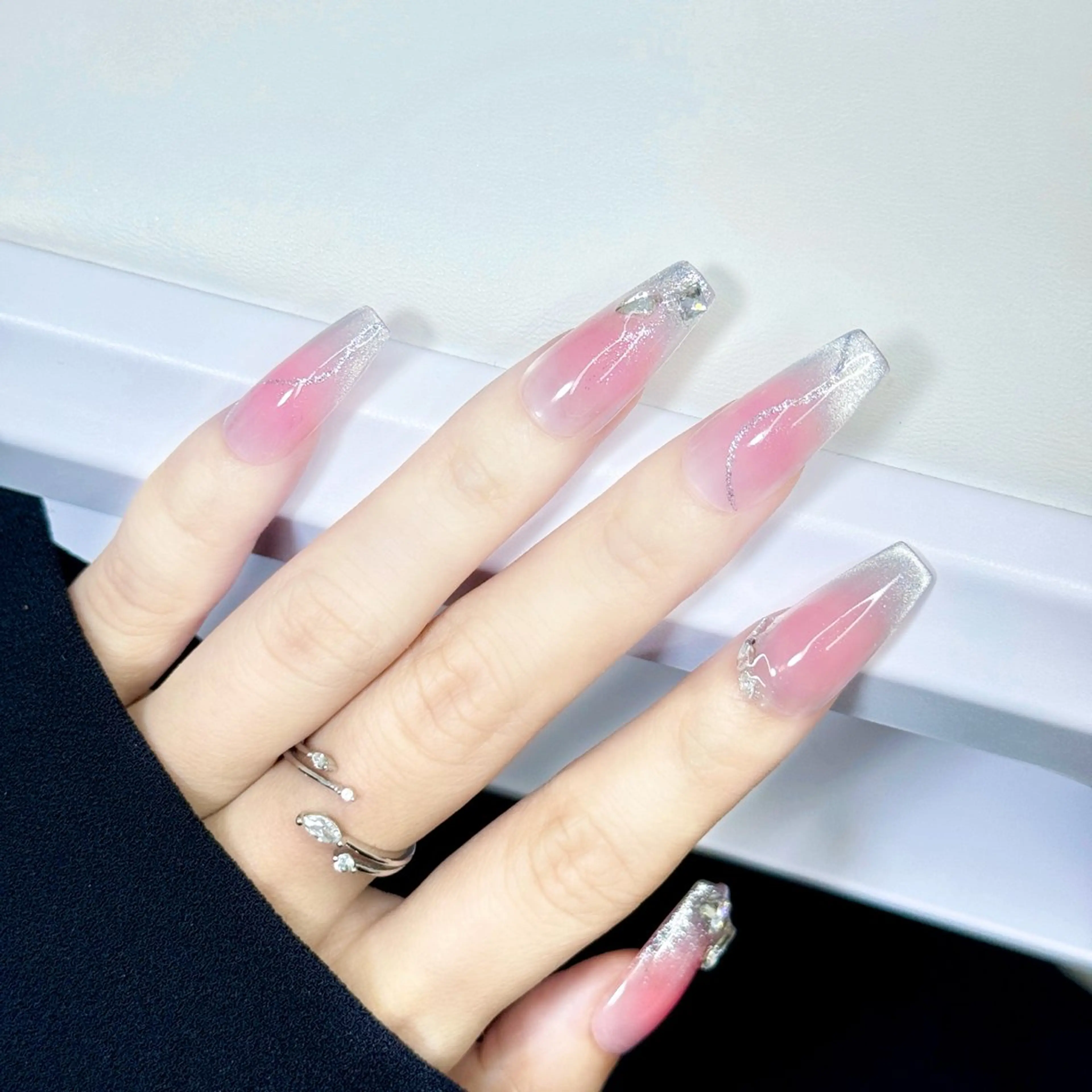 ネイル ハンドネイル Nail salon Lycoris キキのネイルデザイン