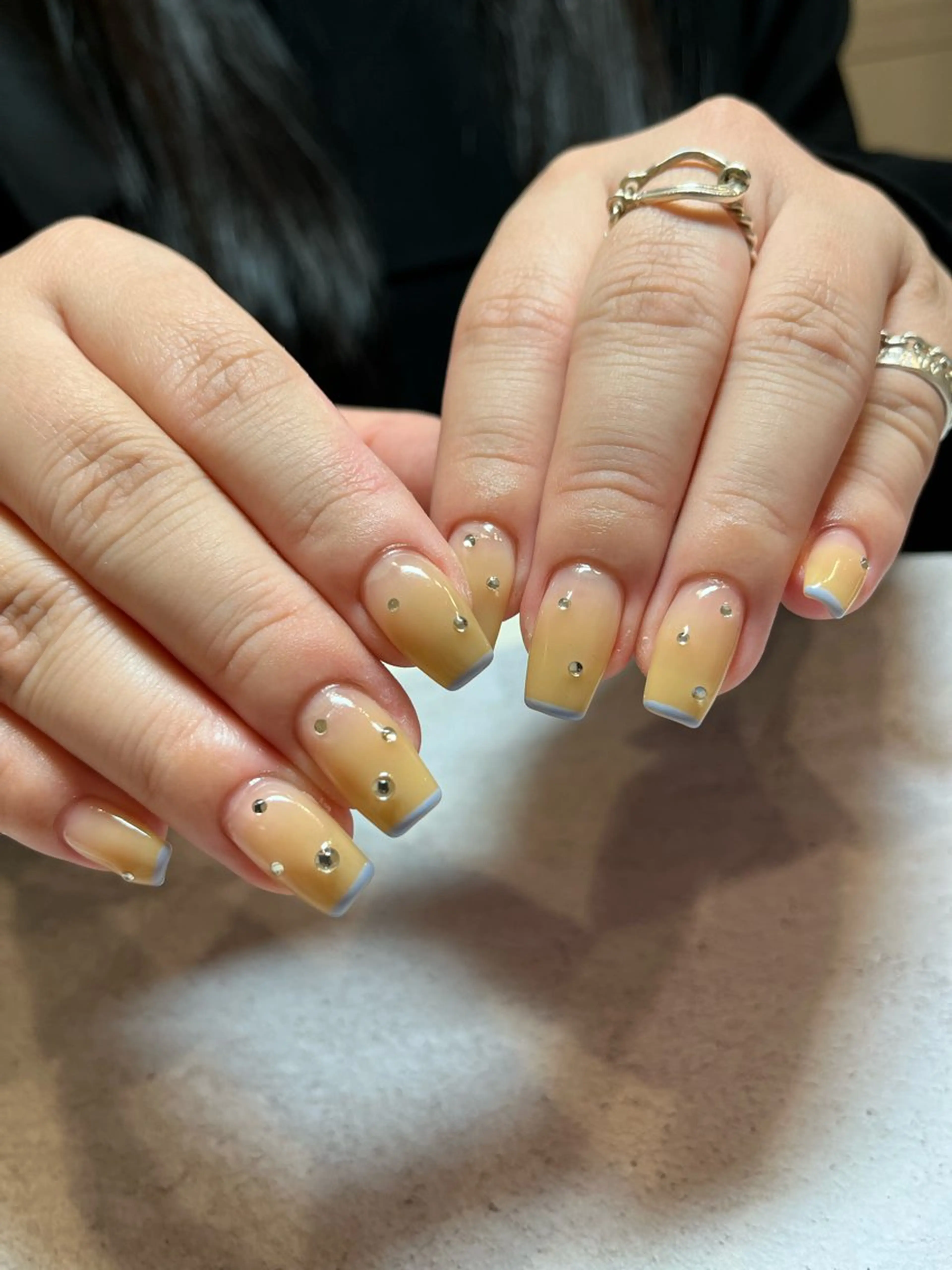 ネイル ハンドネイル 【LINON】 airiのネイルデザイン