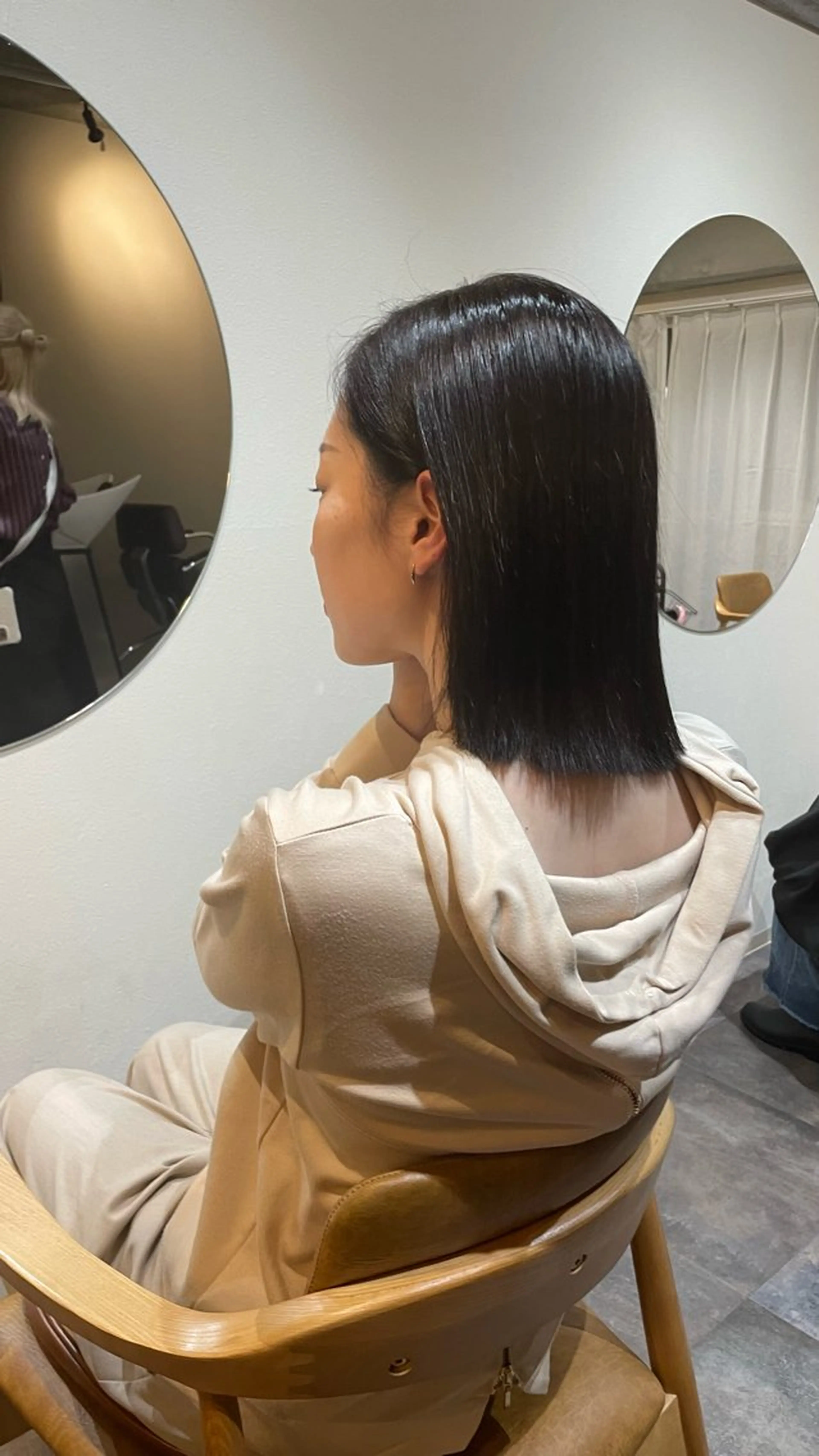 ミディアム カラー グレージュ カット ヘアカラー トリートメント 鎌田卓也/髪質改善 /透明感カラーのヘアスタイル