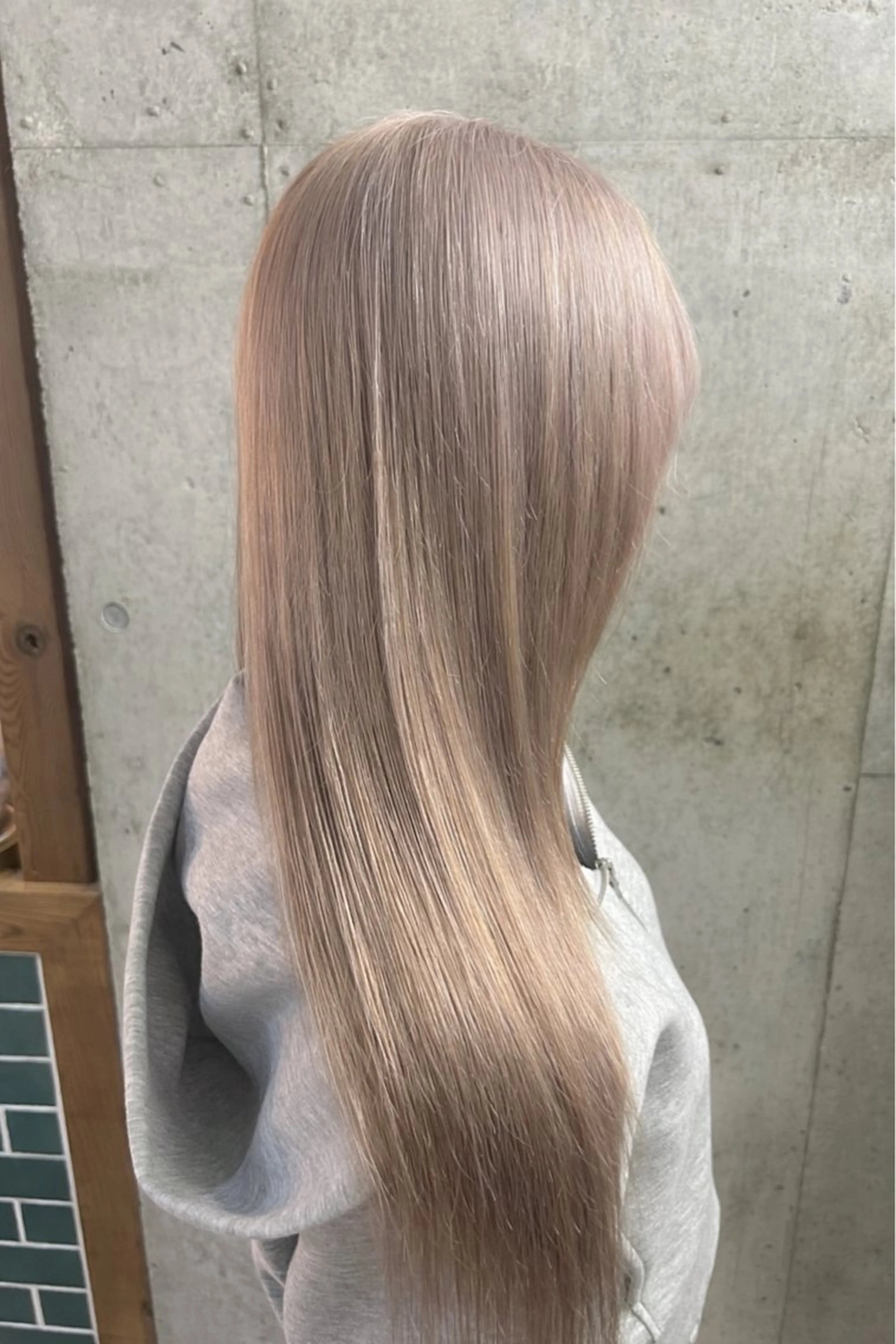 ロング カラー ヘアカラー トリートメント 💖カラー/ブリーチ 💖あつやのヘアスタイル