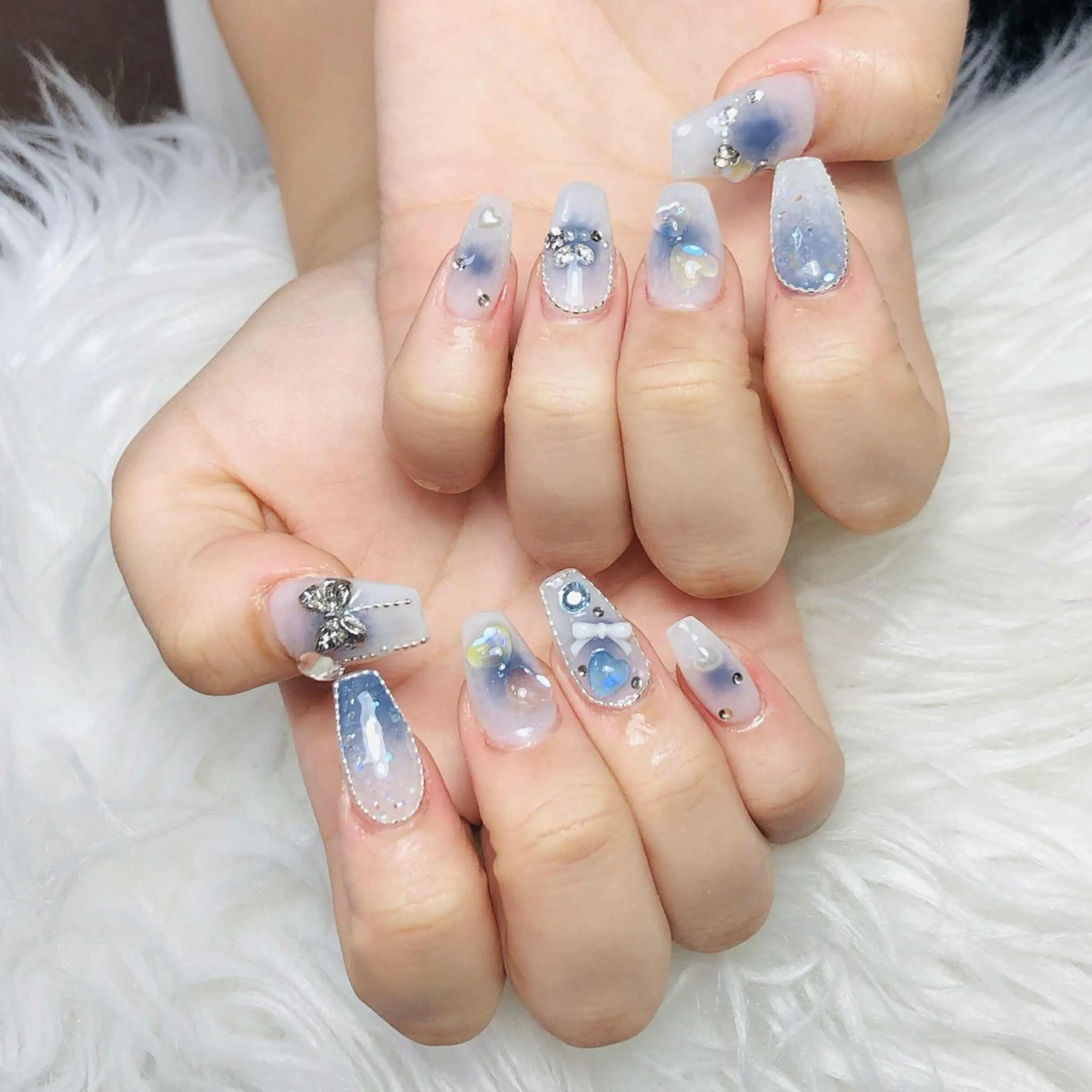 ネイル ハンドネイル RosyBeauty Salonのネイルデザイン