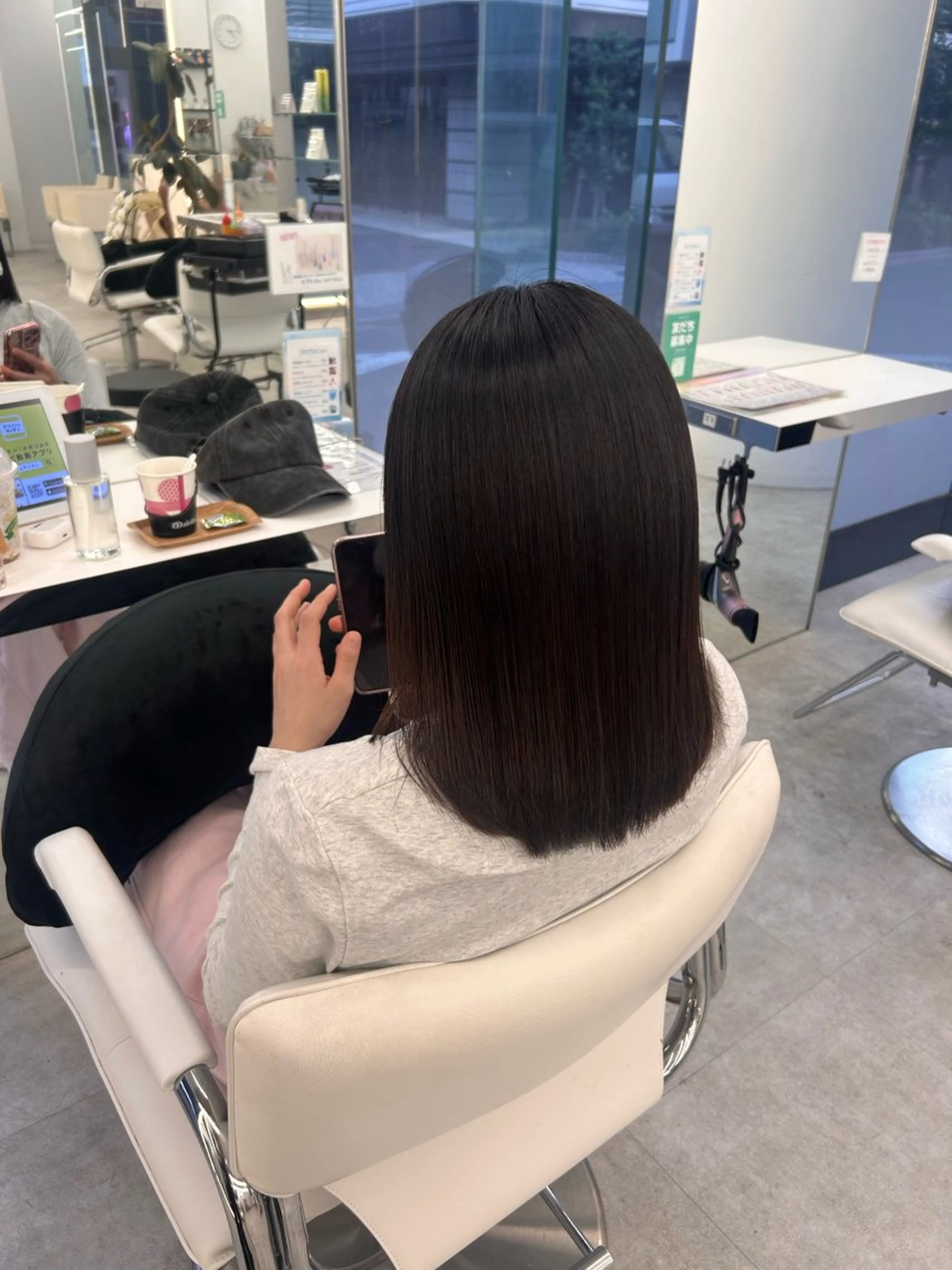 ミディアム パーマ ヘアカラー 縮毛矯正 はるか/透明感暗髪 /ヘアアレンジ🤍のヘアスタイル