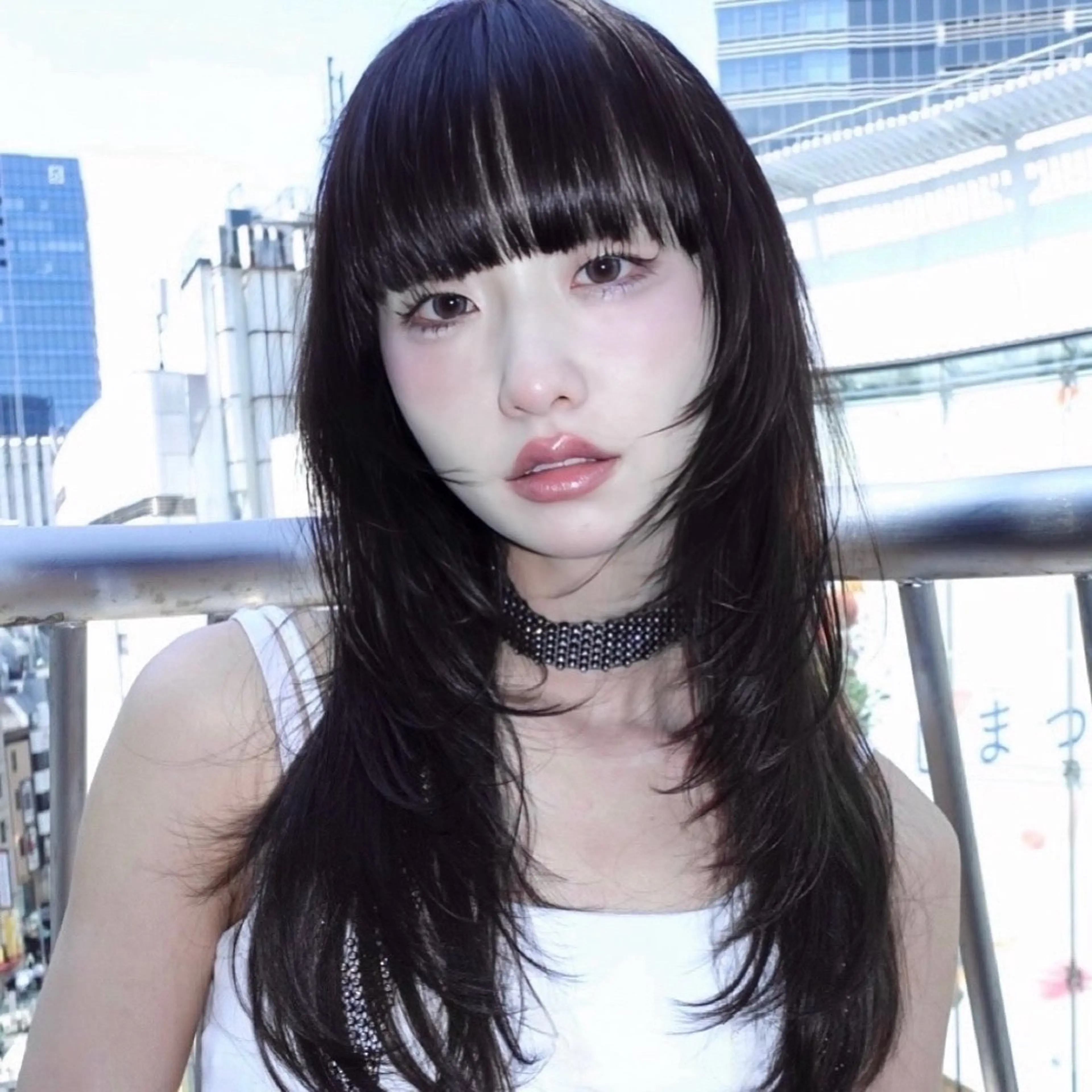 ロング カラー 黒髪 ブラウンカラー 透明感カラー 顔周りカット ハッシュカット カット ヘアカラー トリートメント momo もものヘアスタイル