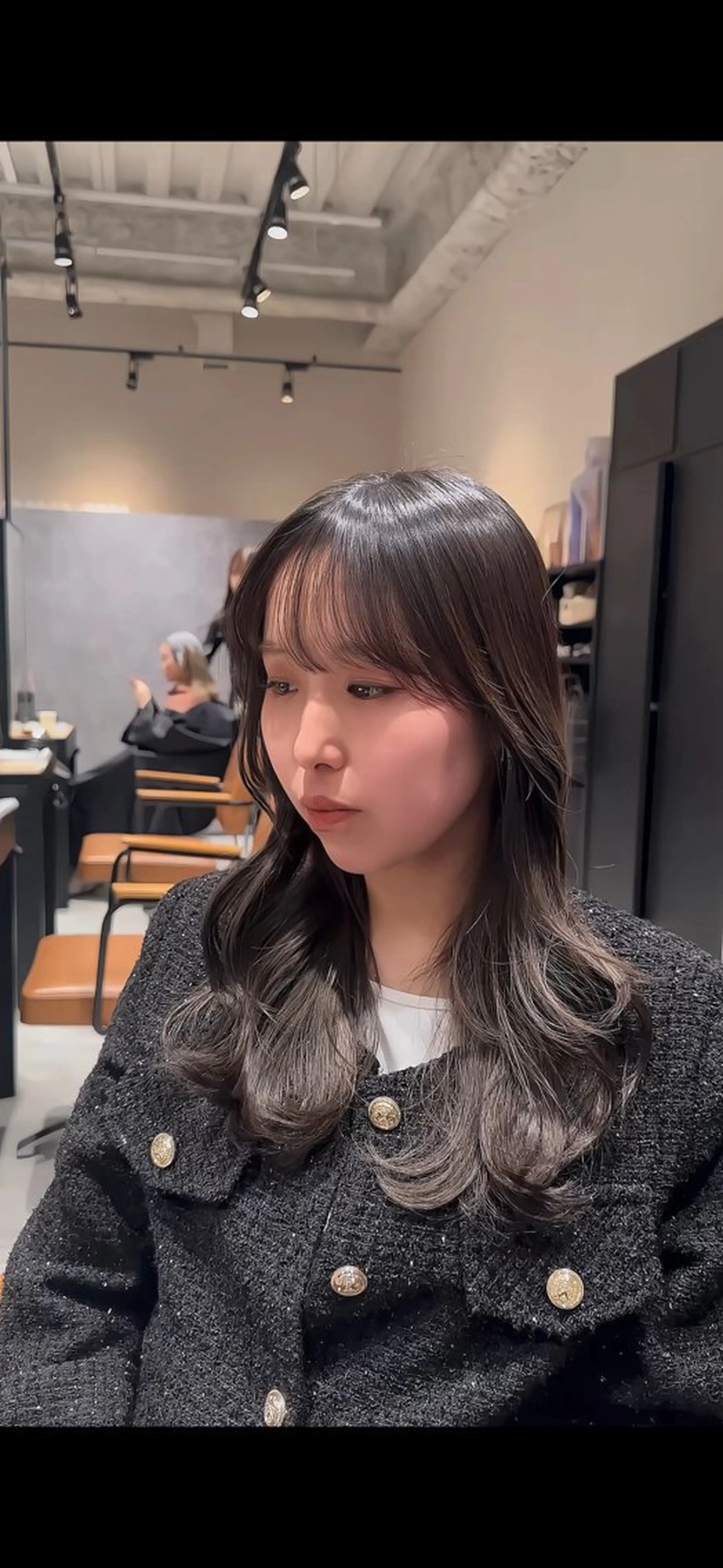 ロング カット 韓国レイヤーカット 透明感カラー冨田那樹のヘアスタイル