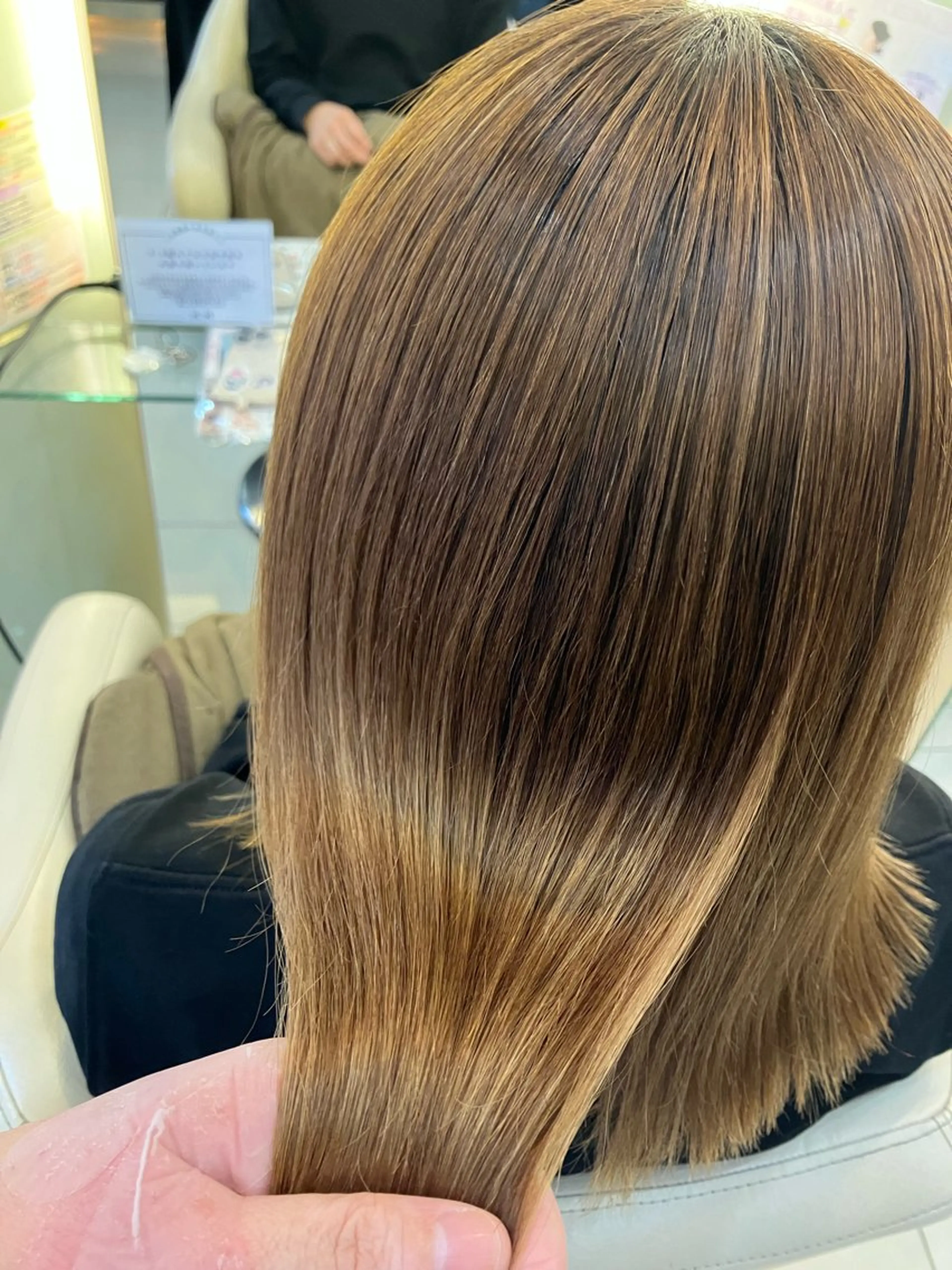 ミディアム 縮毛矯正 yukari 艶髪ヘアのヘアスタイル