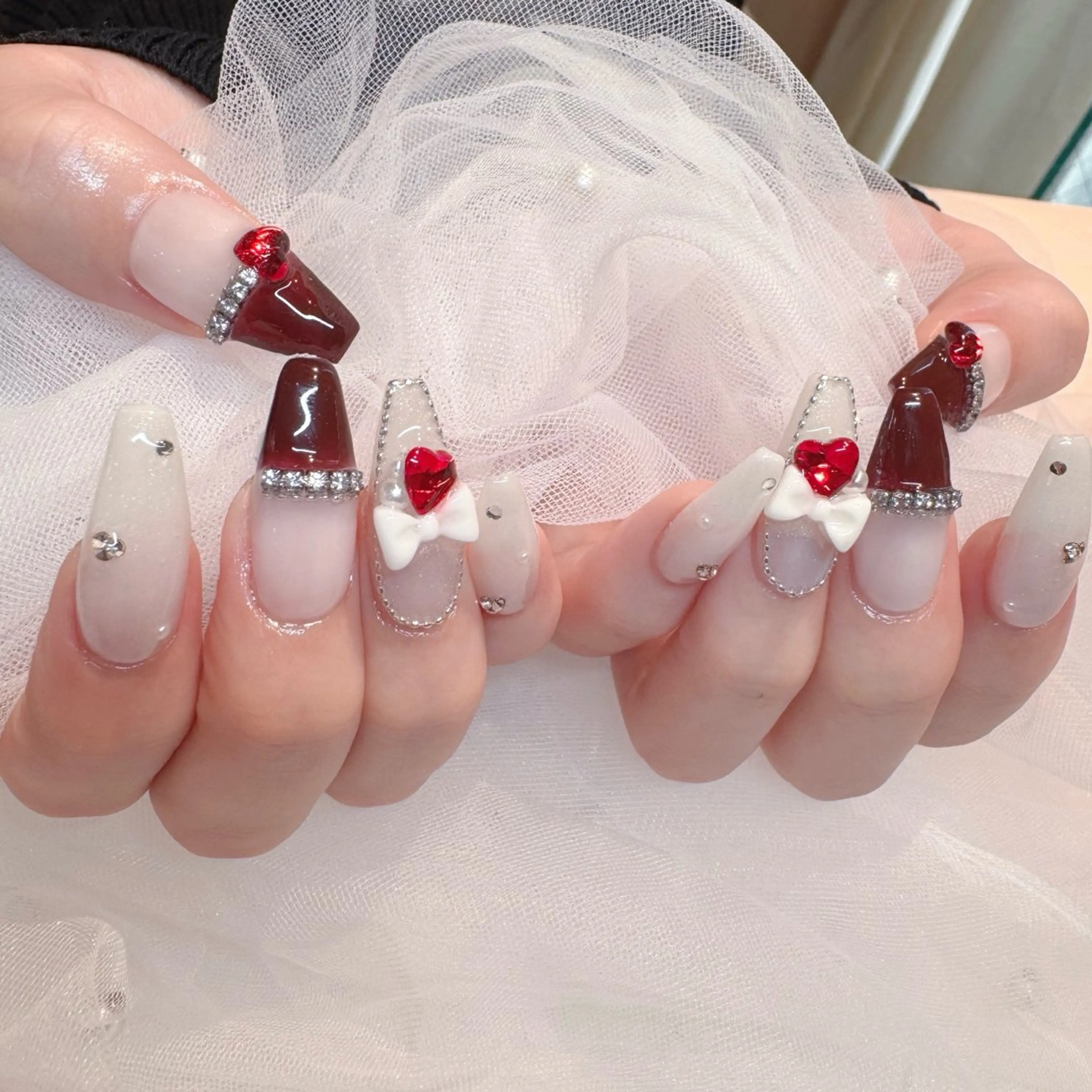 ネイル ハンドネイル 𝐘𝐔𝐊𝐈 💖のネイルデザイン